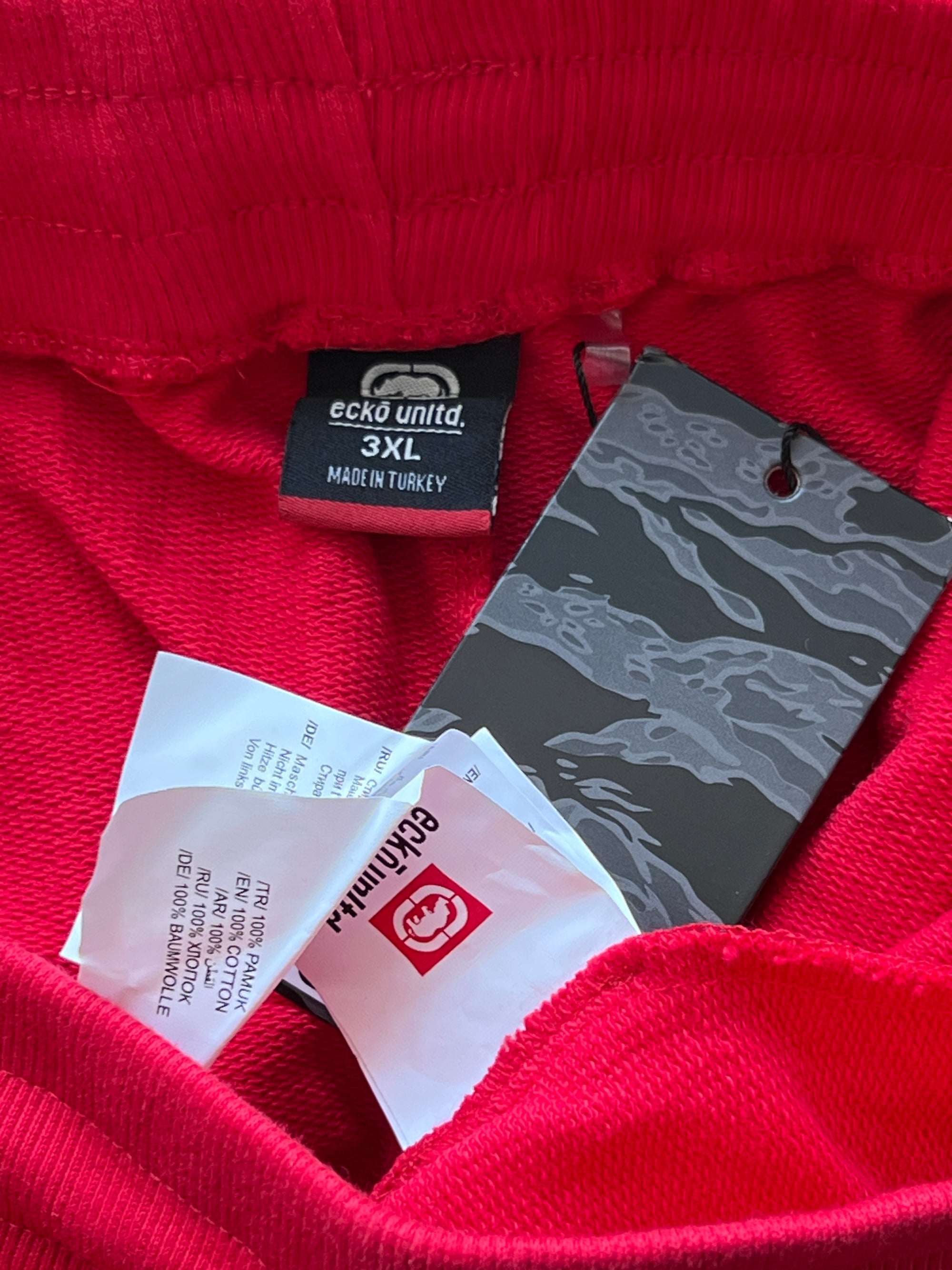 Ecko Unltd® Waist: 32" | Red | Shorts | 1547 - Genuine Maal