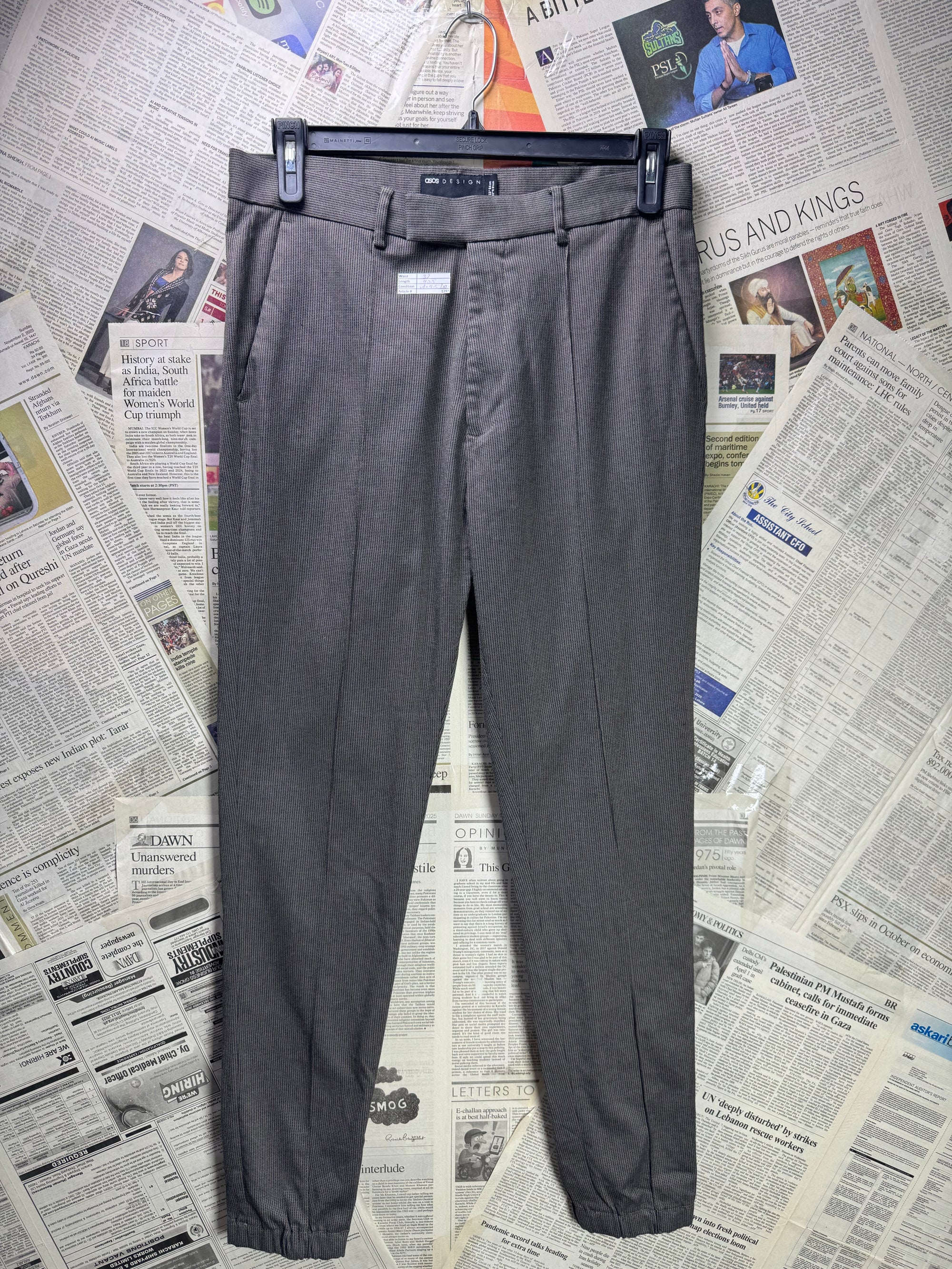 Asos® Waist: 32" | Charcoal | Slim fit Pleated Pants | Poly - Viscose - Elastane | 1293 - Genuine Maal