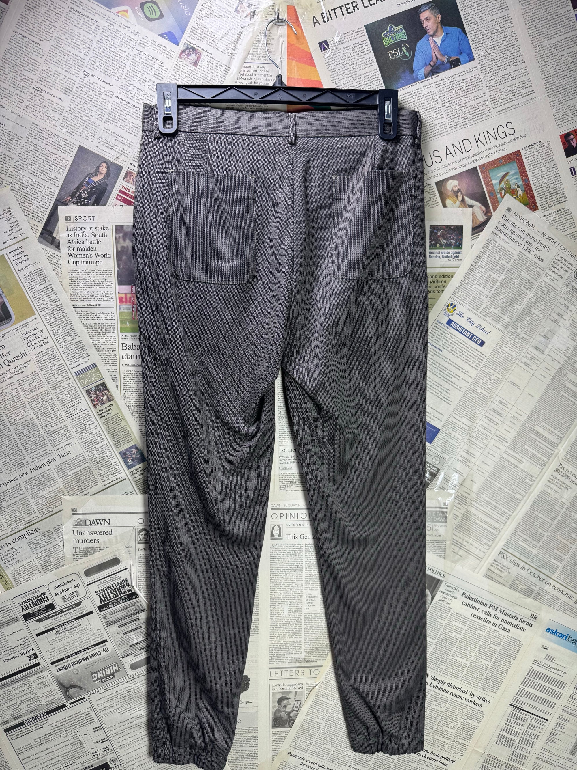 Asos® Waist: 32" | Charcoal | Slim fit Pleated Pants | Poly - Viscose - Elastane | 1293 - Genuine Maal