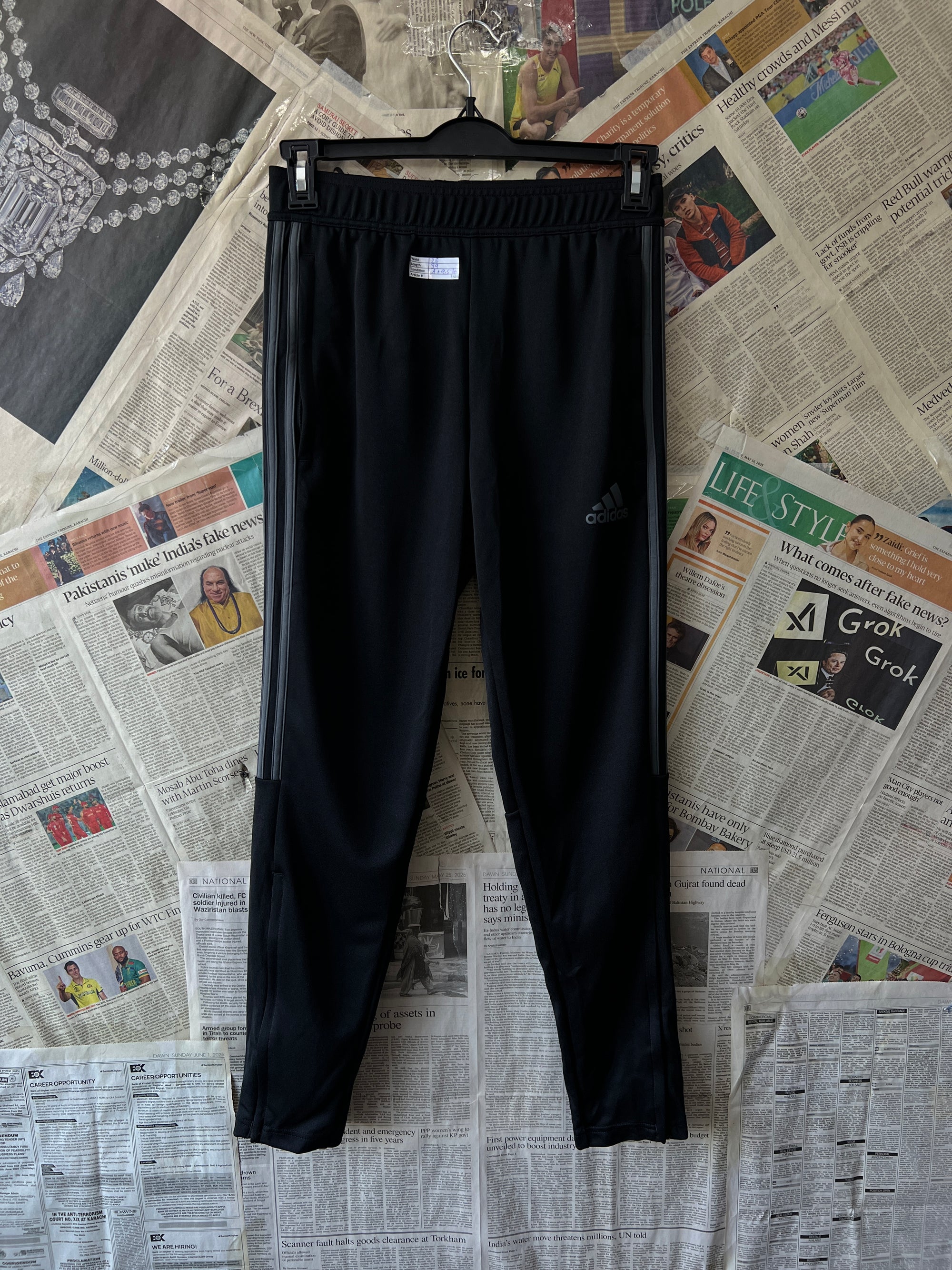 Adid*s® Waist: 28" | Black | Trouser | 1501 - Genuine Maal
