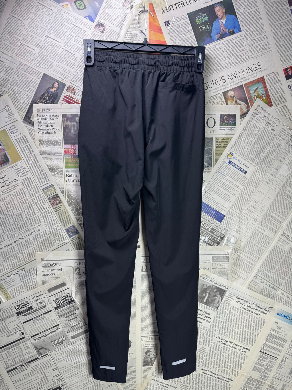 MAN® Waist: 24" to 26" | Black | Gym Trousers | Poly - Elastane | 1291 - Genuine Maal