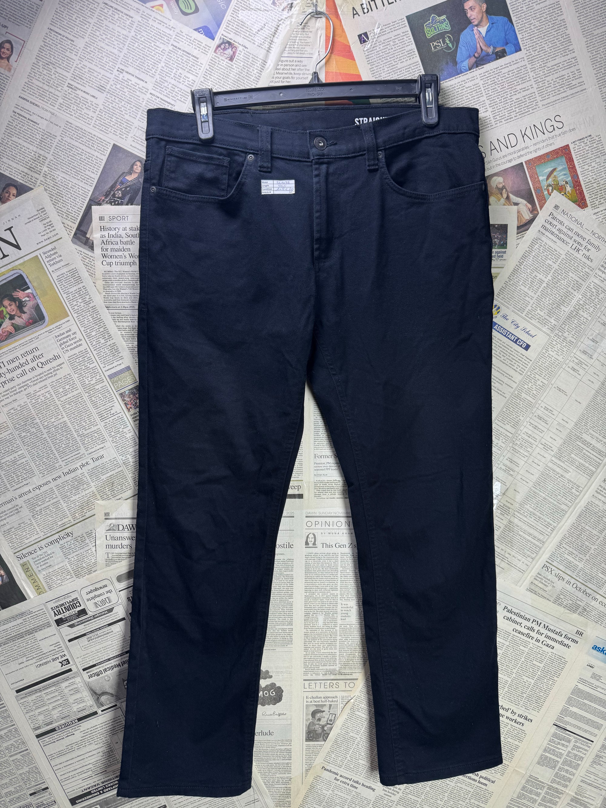 F&F® Waist: 36" to 38" | Black | Straight Fit Denim Pants | Cotton - Elastane | 1284 - Genuine Maal