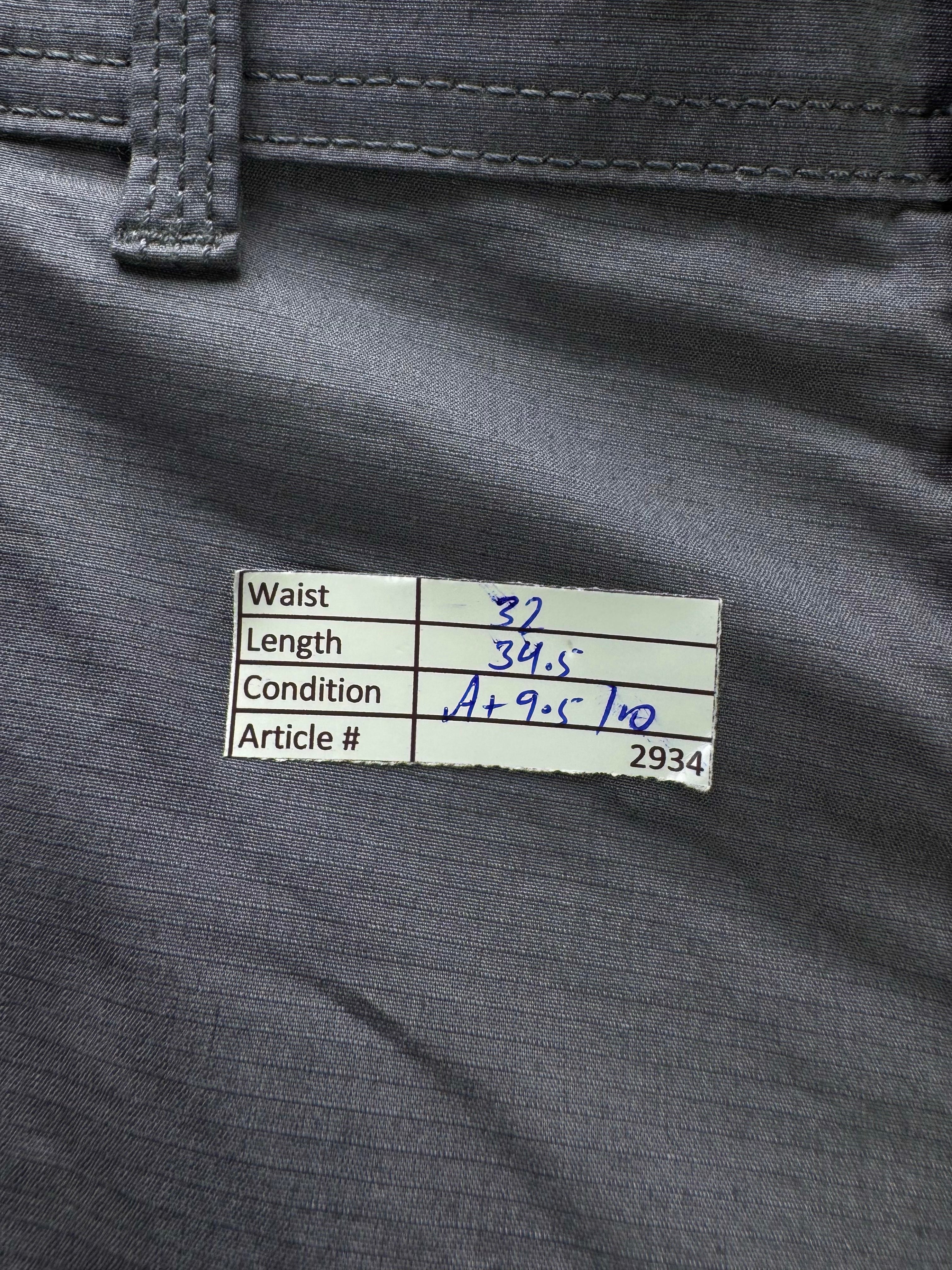 Easy® Waist: 32" | Grey | 3 - Quarter | Straight Fit | Cotton - Elastane | 2934 - Genuine Maal