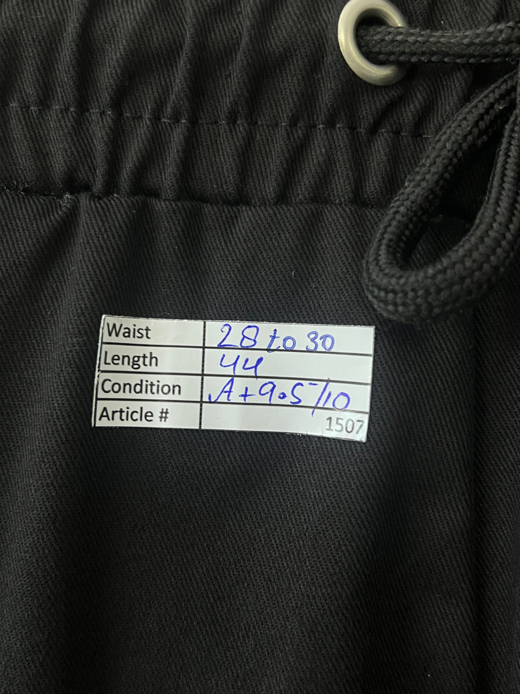 MAN® Waist: 28" to 30" | Black | Cargo Trouser | 1507 - Genuine Maal