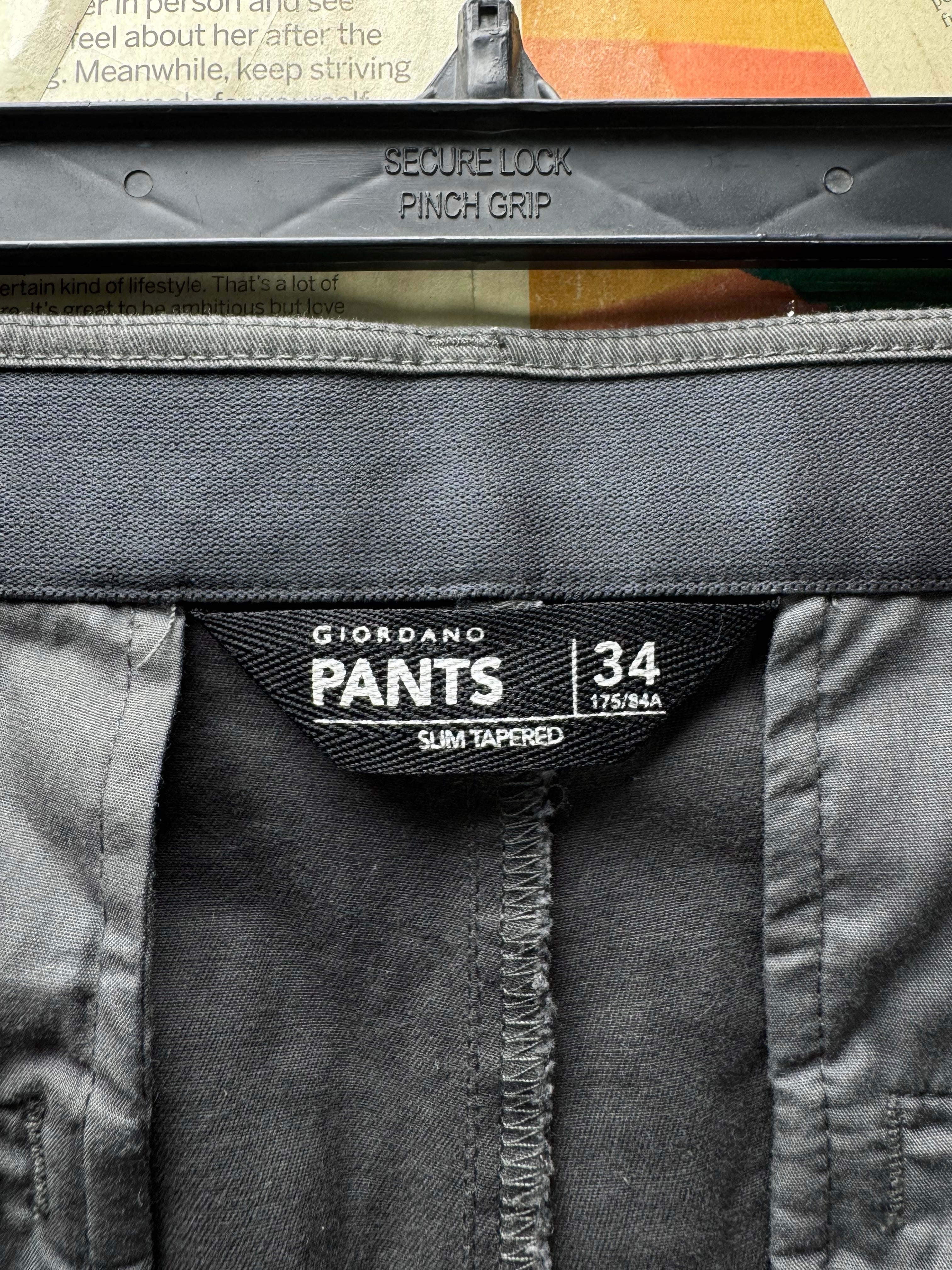 Giordano® Waist: 34" | Black | Slim - Fit Chino Pants | Cotton - Elastane | 2939 - Genuine Maal