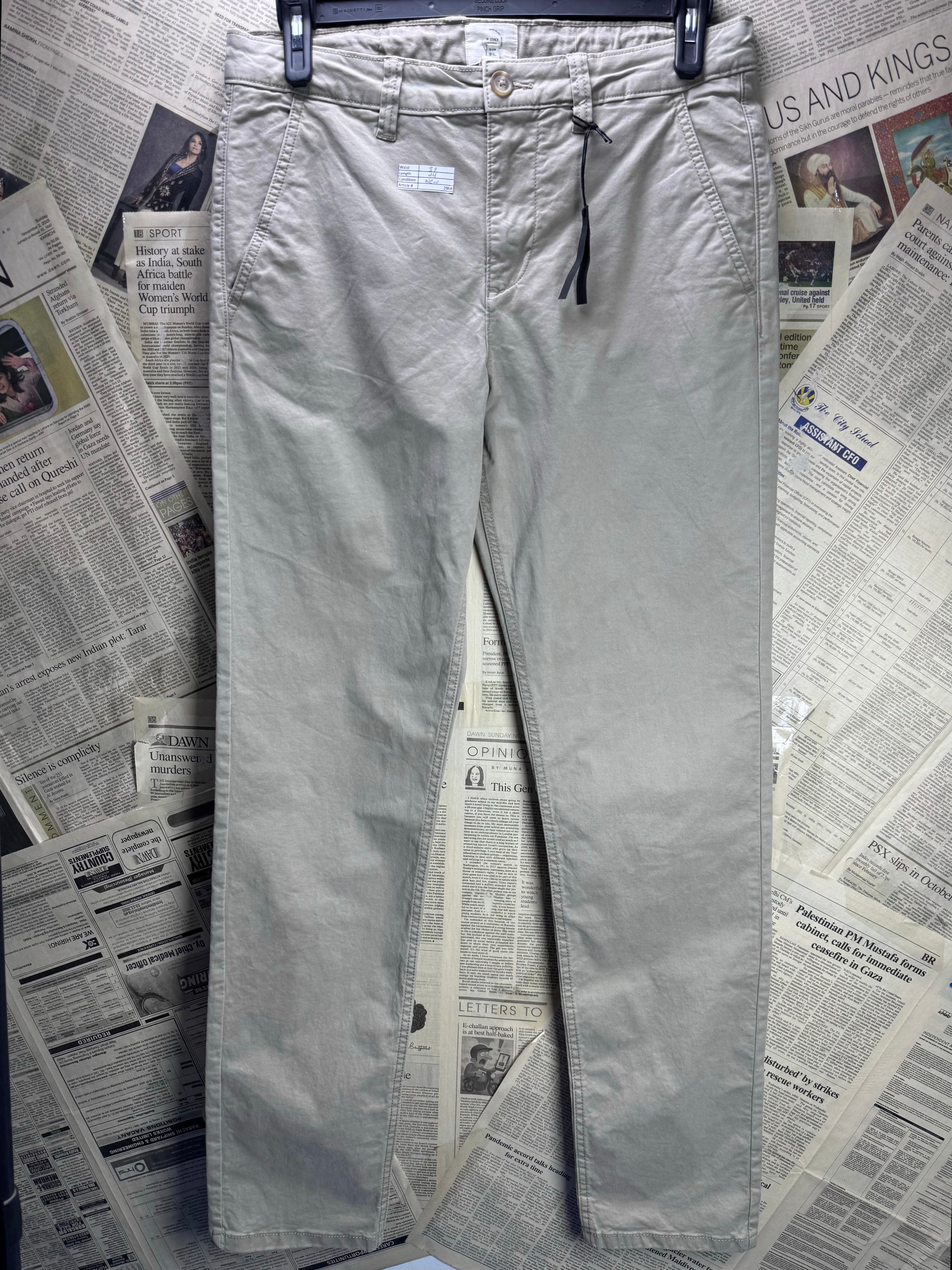 River Island® Waist: 32" | Khaki | Chino Pants | Cotton - Elastane | 2968 - Genuine Maal