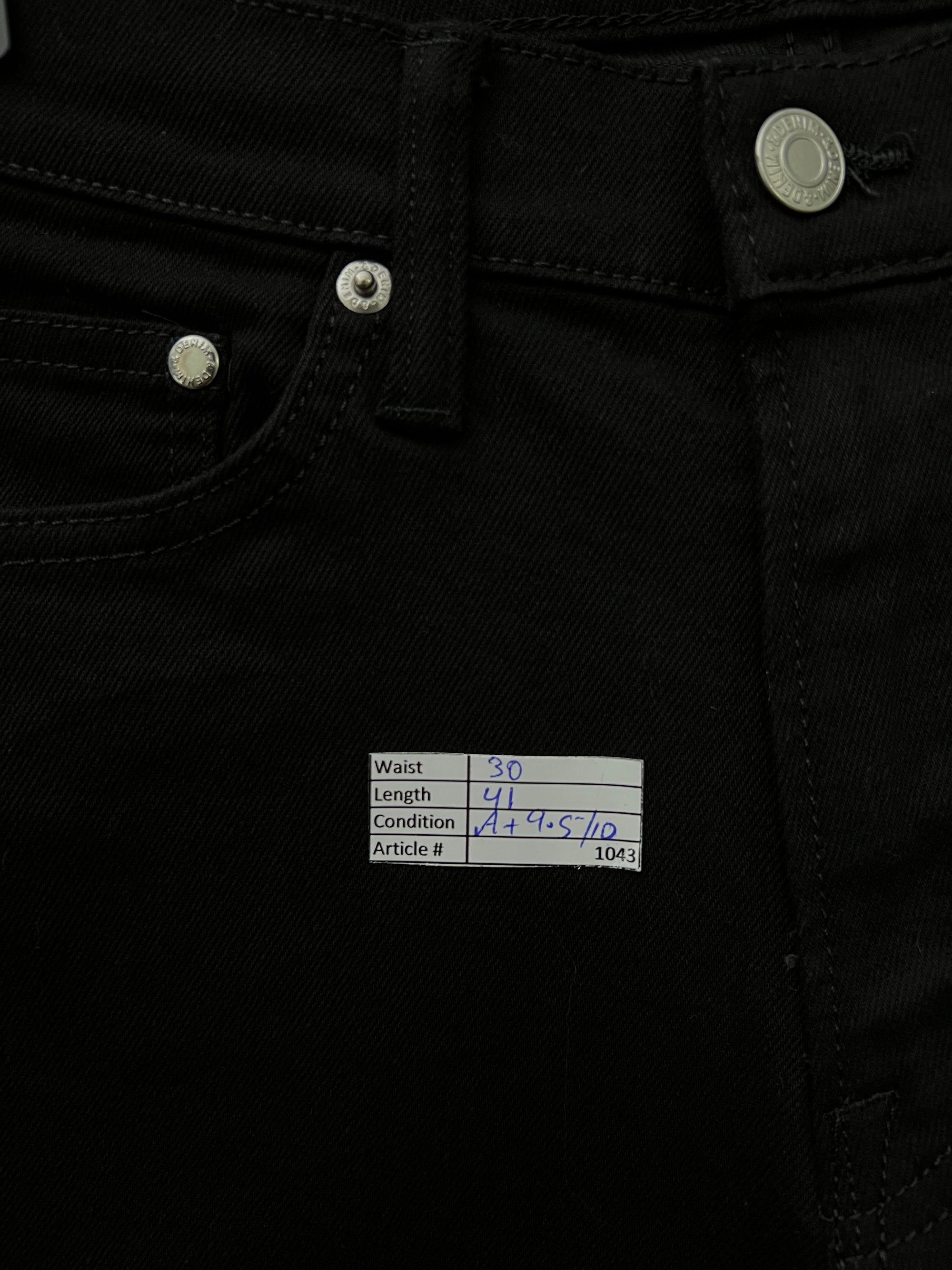 Skinny & Denim® Waist: 30" | Black | Denim Pants | 1043 - Genuine Maal