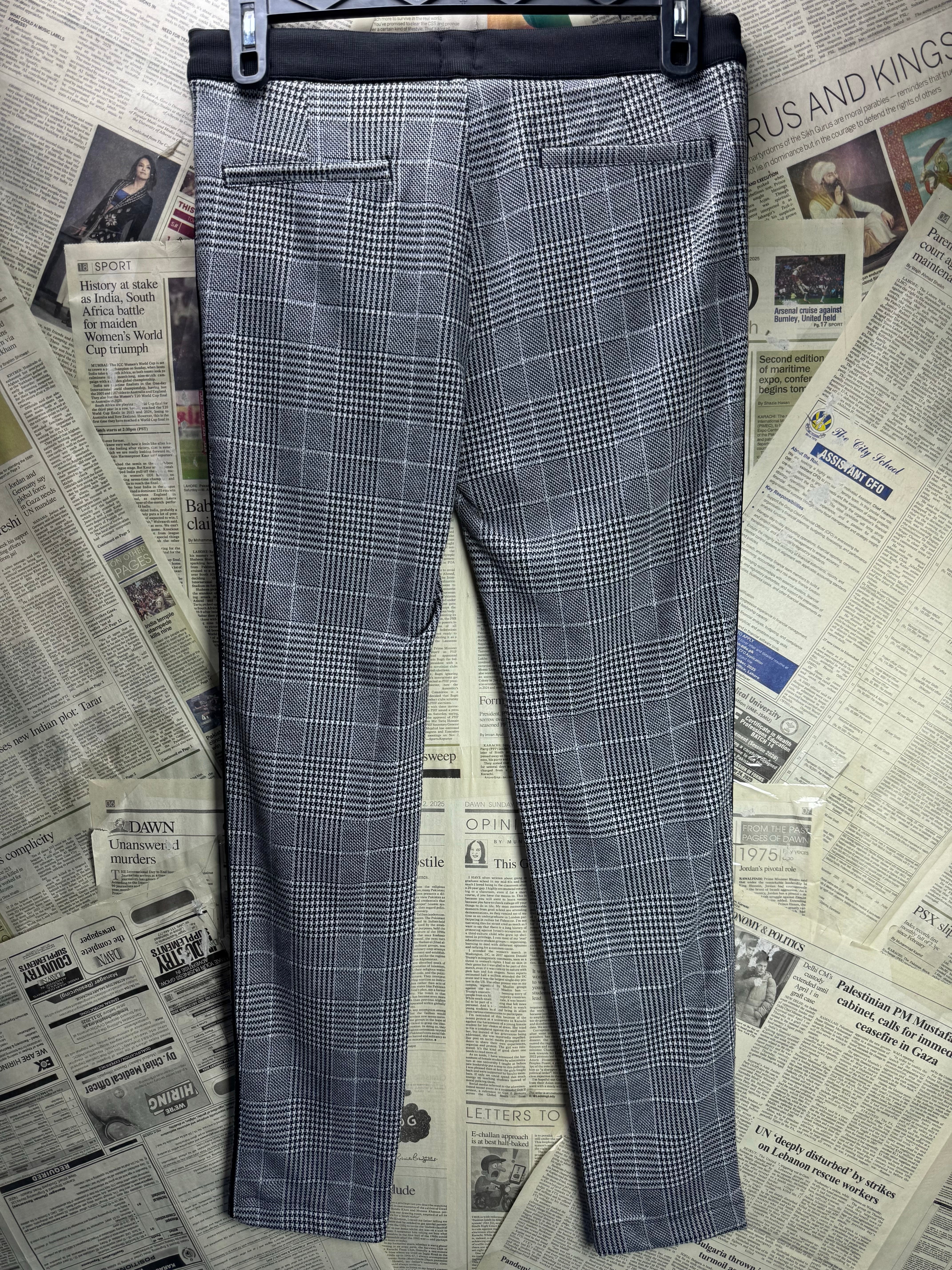 River Island® Waist: 32" | Machi Check | Draw String Pants | Poly - Viscose - Elastane | 2973 - Genuine Maal