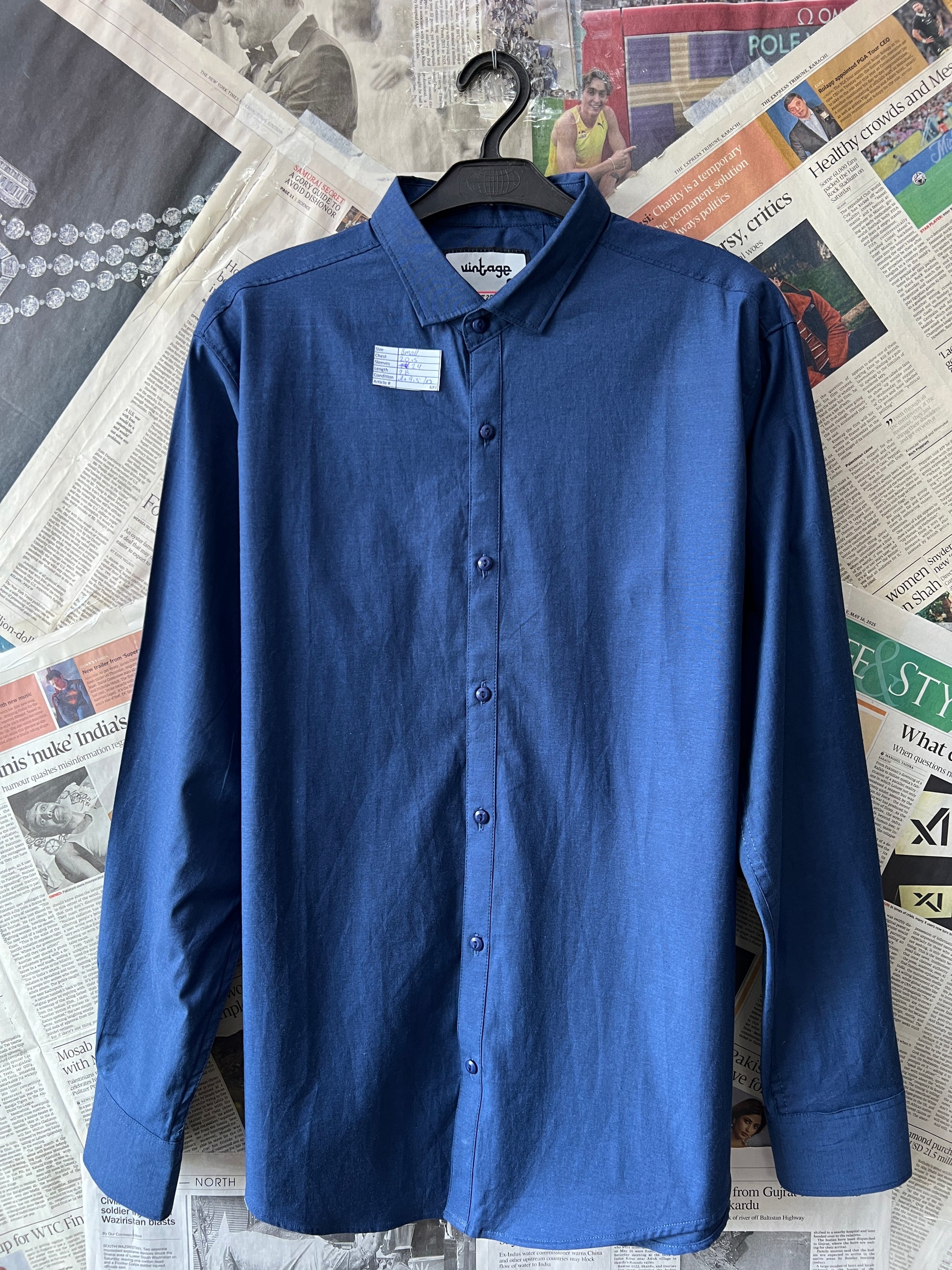 Vintage® Small | Chest: 20.5" | Blue | Shirt | 682 - Genuine Maal