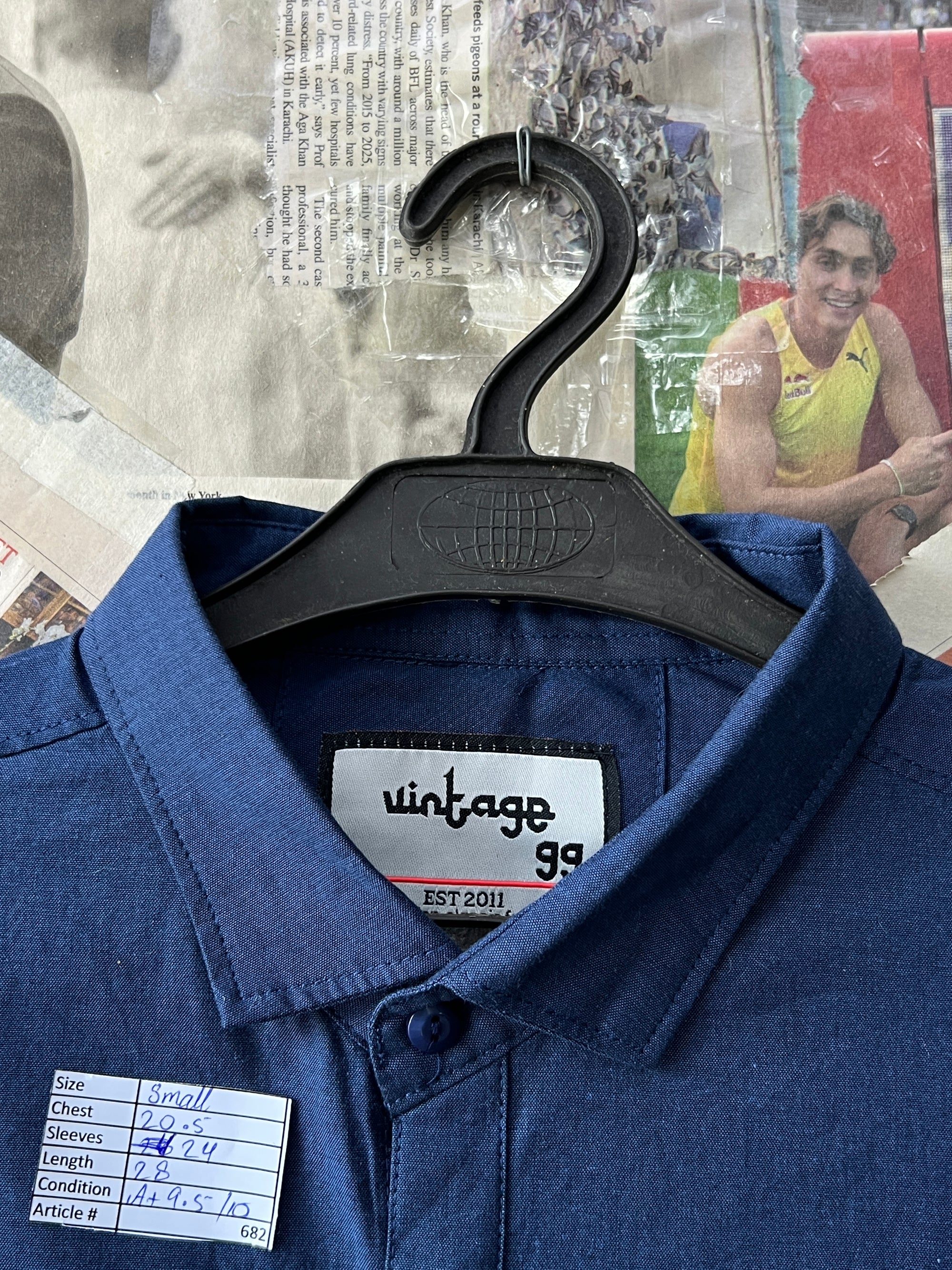 Vintage® Small | Chest: 20.5" | Blue | Shirt | 682 - Genuine Maal