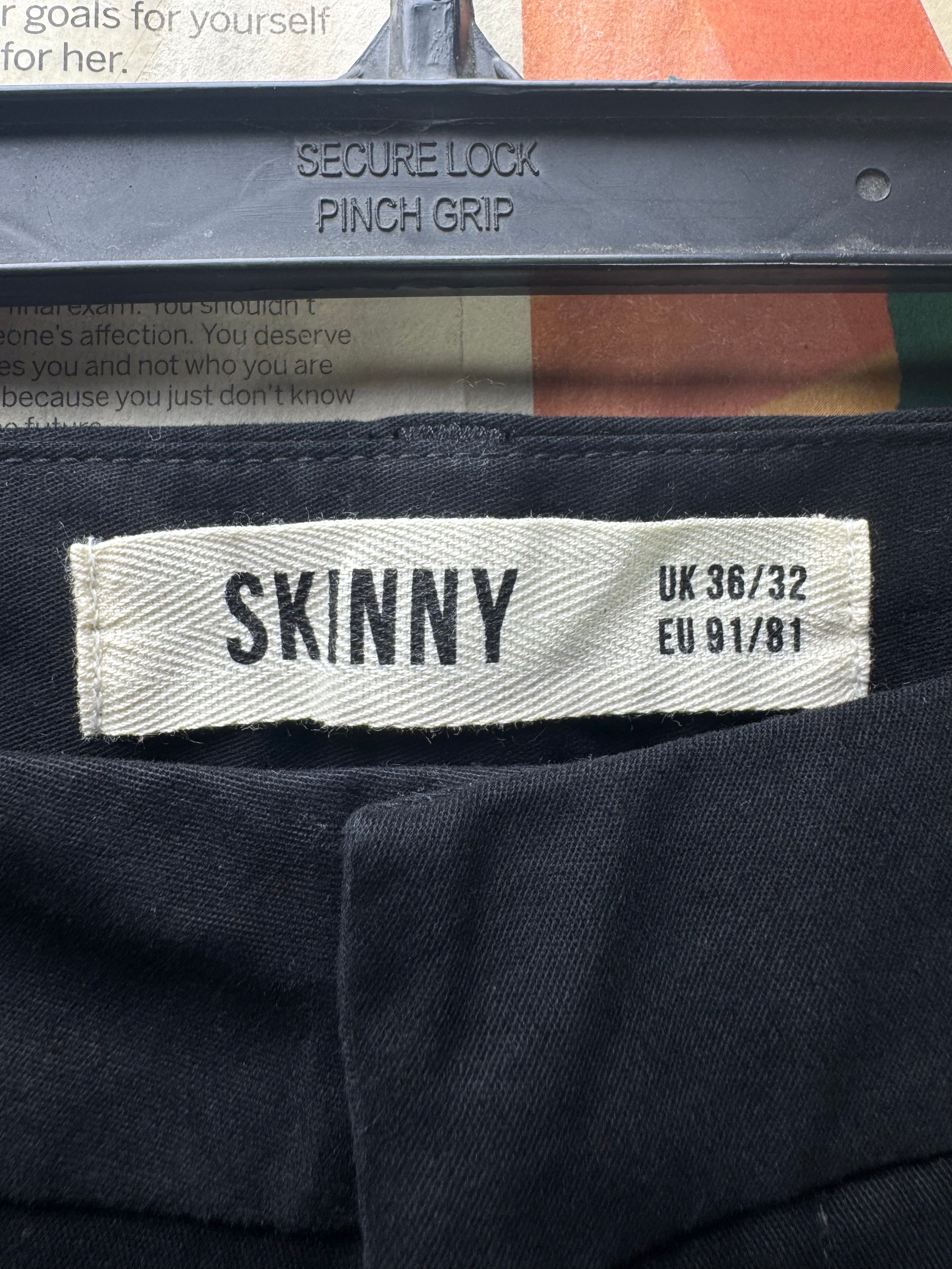 Skinny® Waist: 34" | Black | Skinny Fit Chino Pants | Cotton - Elastane | 2709 - Genuine Maal
