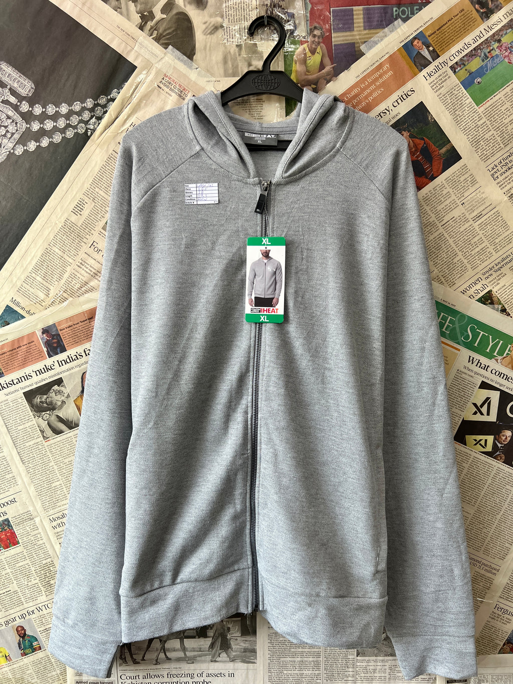 32" Heat® L/XL | Chest: 24.5" | Grey | Full Zipper with Upper Jacket | 670 - Genuine Maal