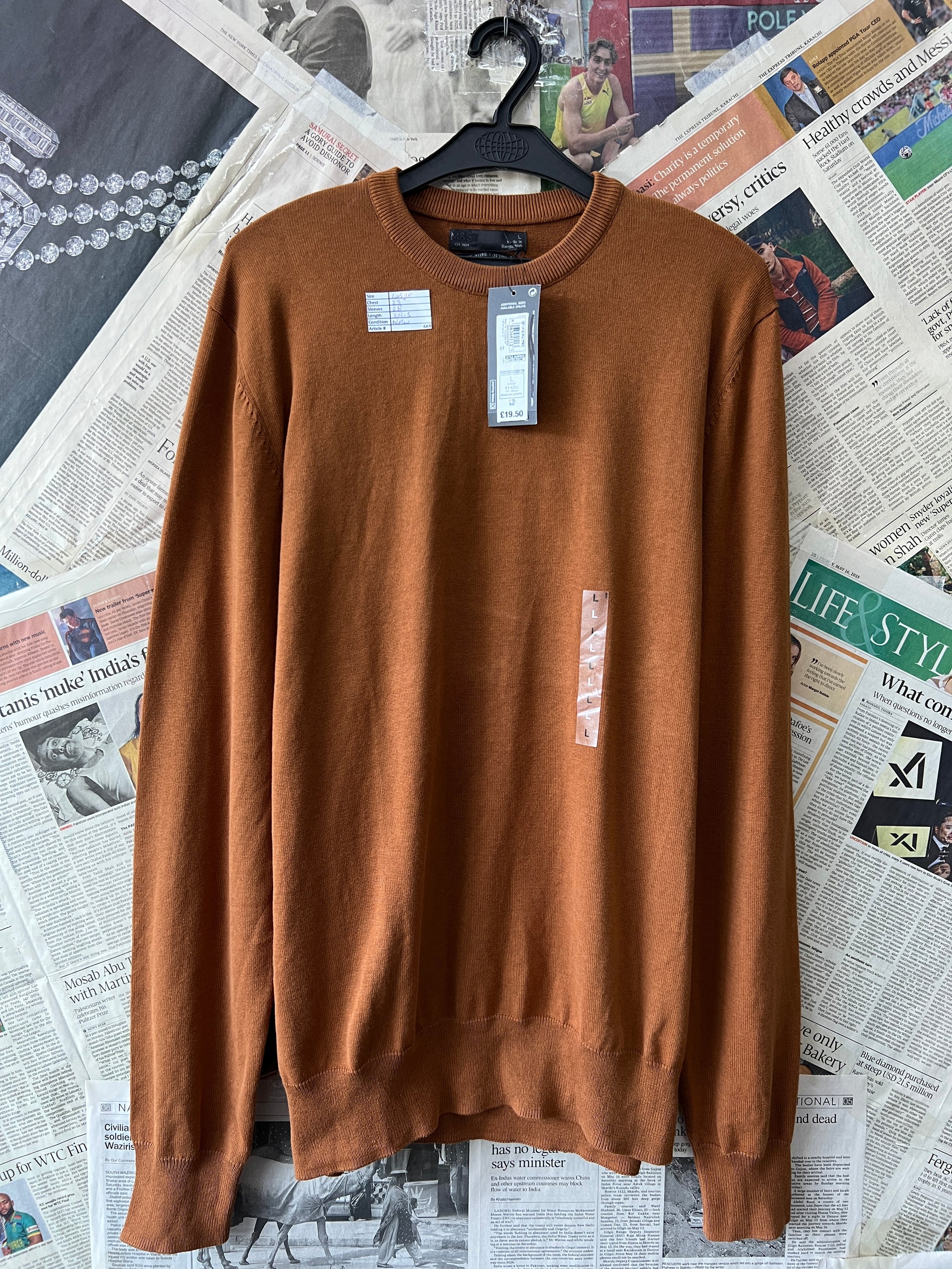 M&S® Large | Chest: 23" | Burnt Umber | Sweater | 664 - Genuine Maal
