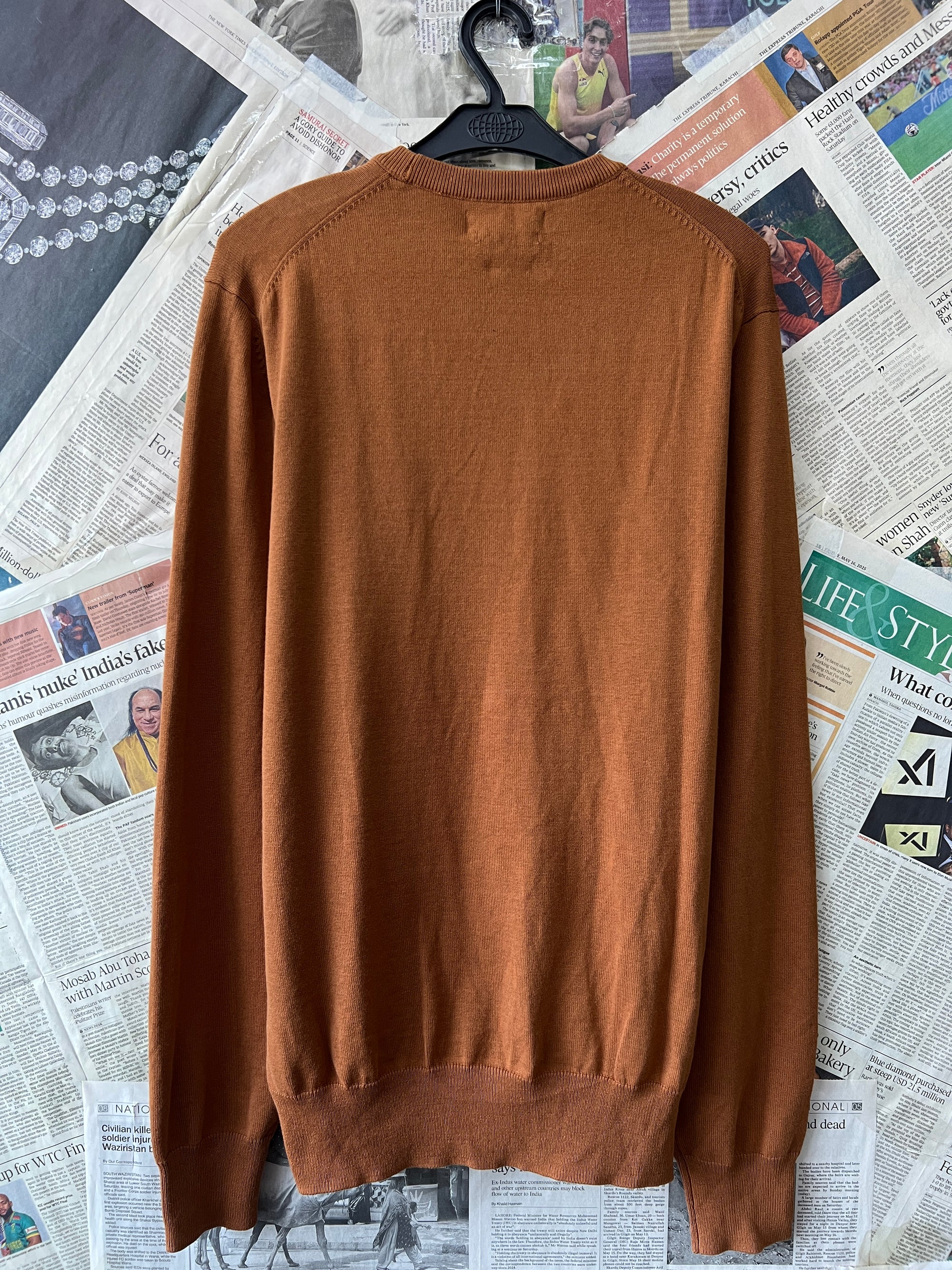 M&S® Large | Chest: 23" | Burnt Umber | Sweater | 664 - Genuine Maal