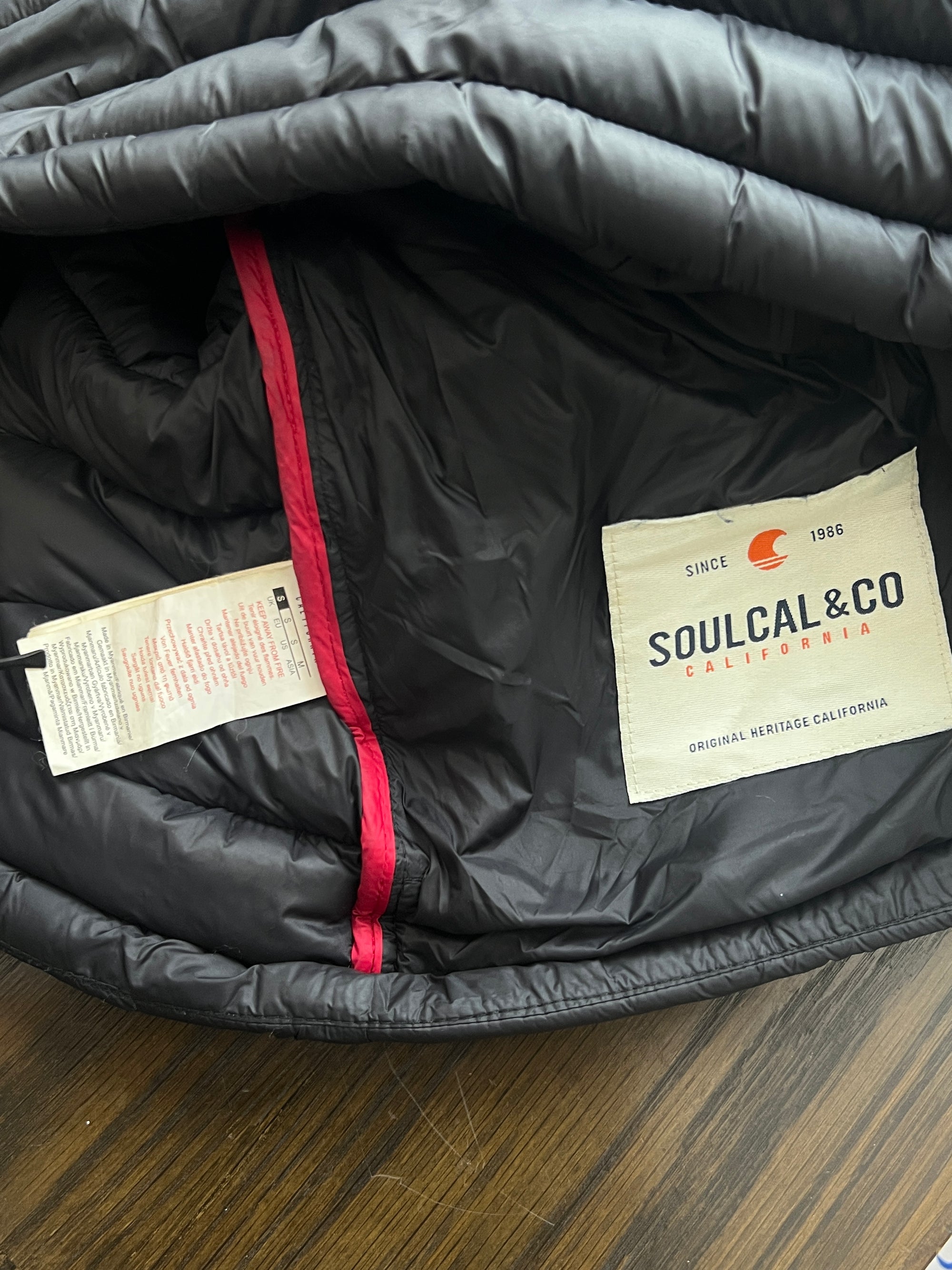 Soulcal & Co® Medium | Chest: 21.5 | Black | Puffer Jacket | 657 - Genuine Maal