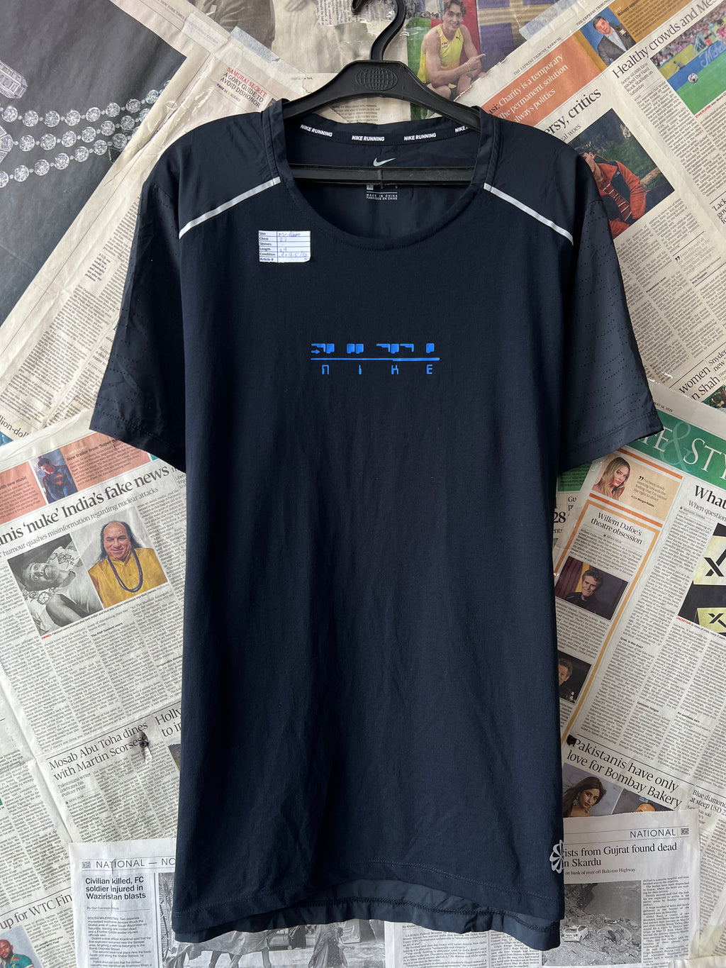 N*ke® Medium | Chest: 22 | Black | T-Shirt | 768 - Genuine Maal