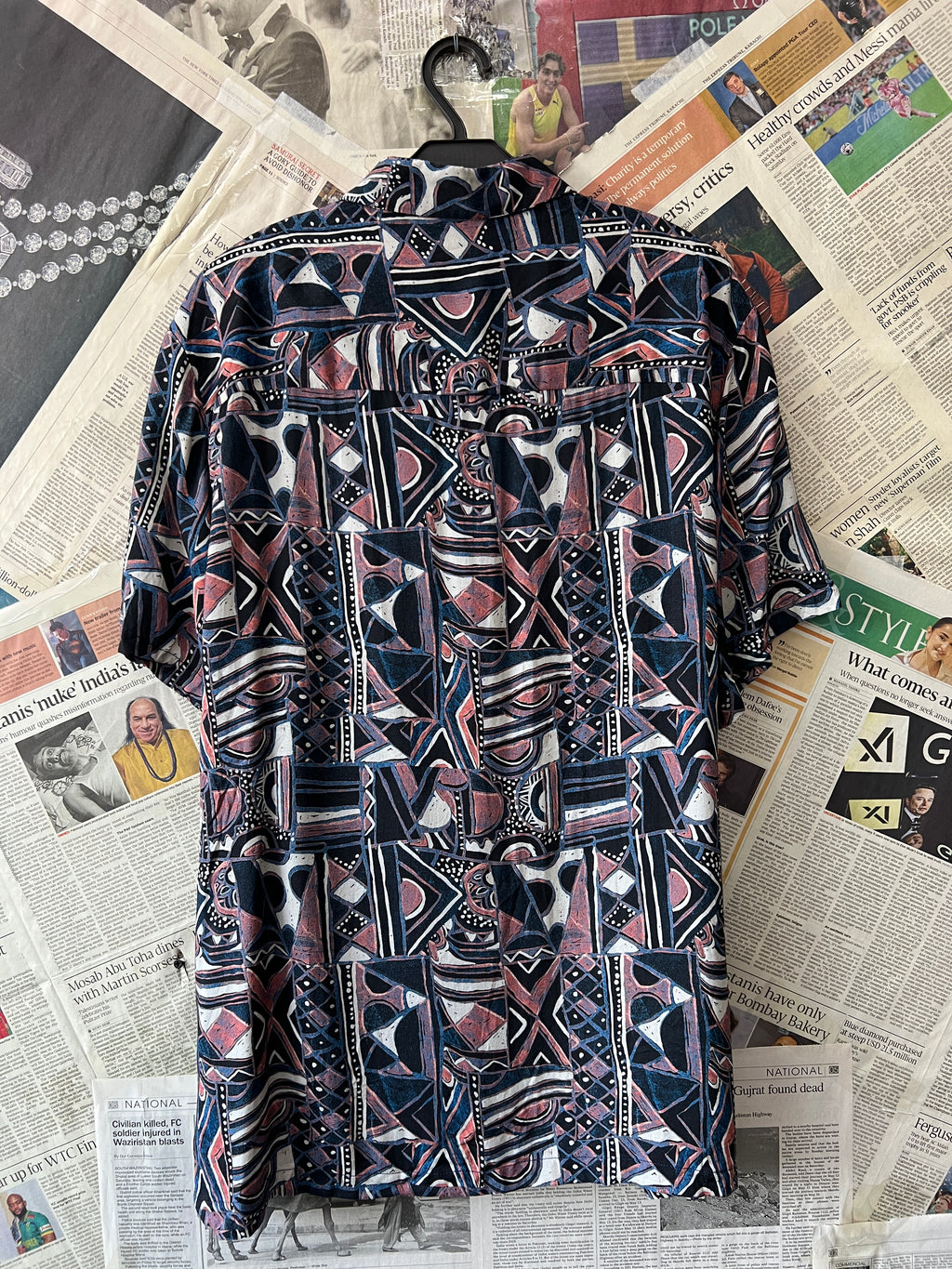 Asos® L/XL | Chest: 24.5" | Geometric | Huawei | 762 - Genuine Maal