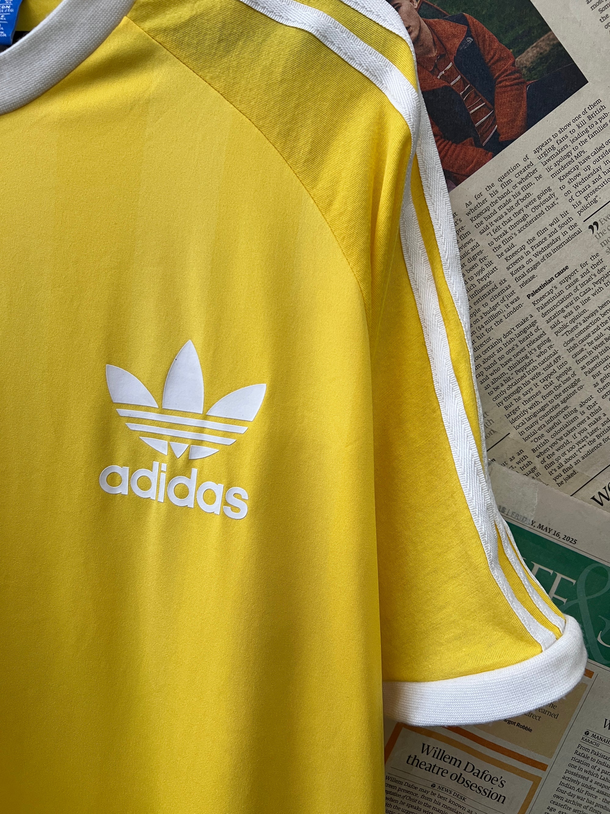 Adid*s® Large | Chest: 23.5" | Lemon | T-Shirt | 757 - Genuine Maal