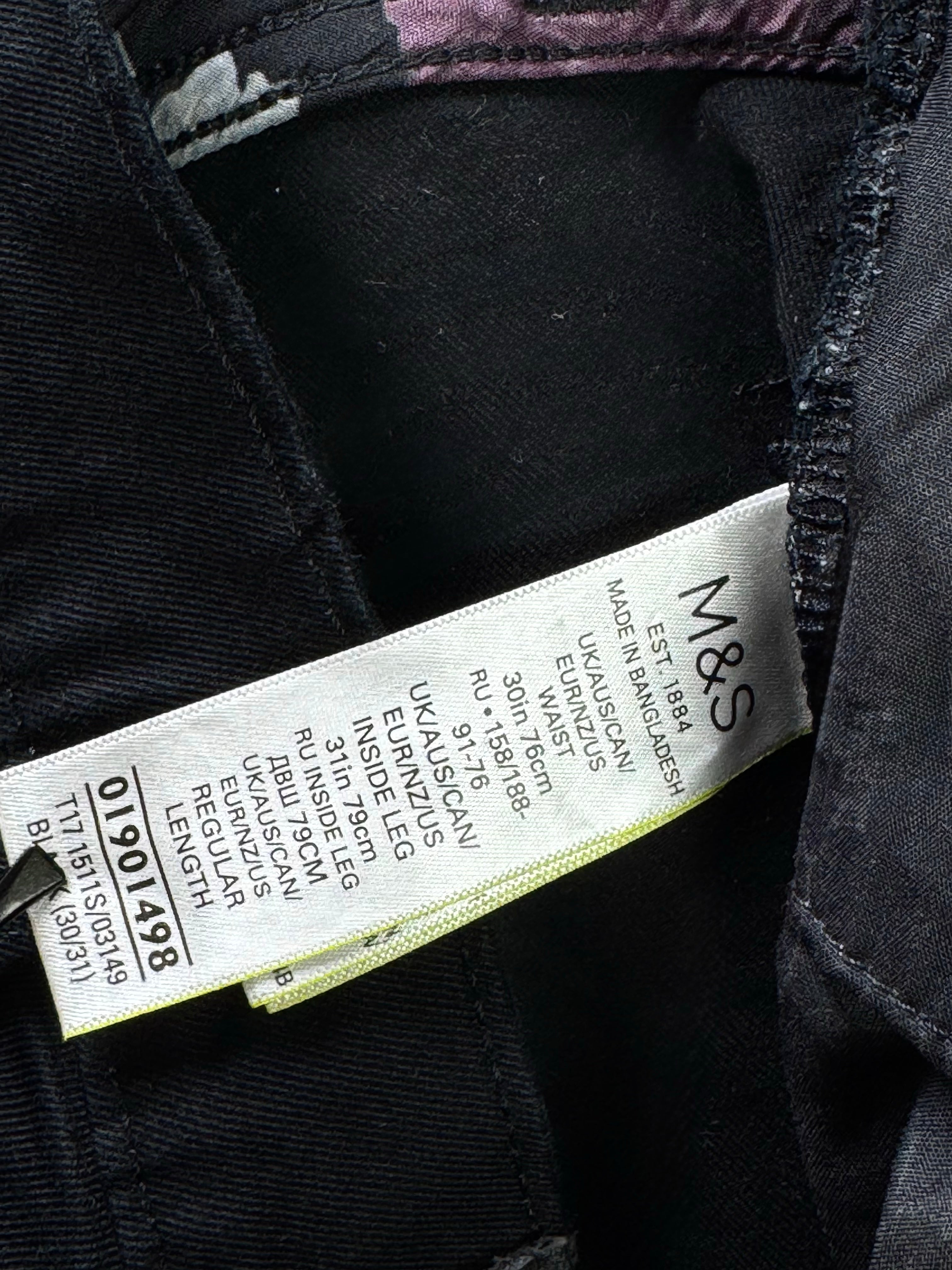M&S® Waist: 30" | Black | Slim Fit Denim Pants | Cotton - Elastane | 2720 - Genuine Maal