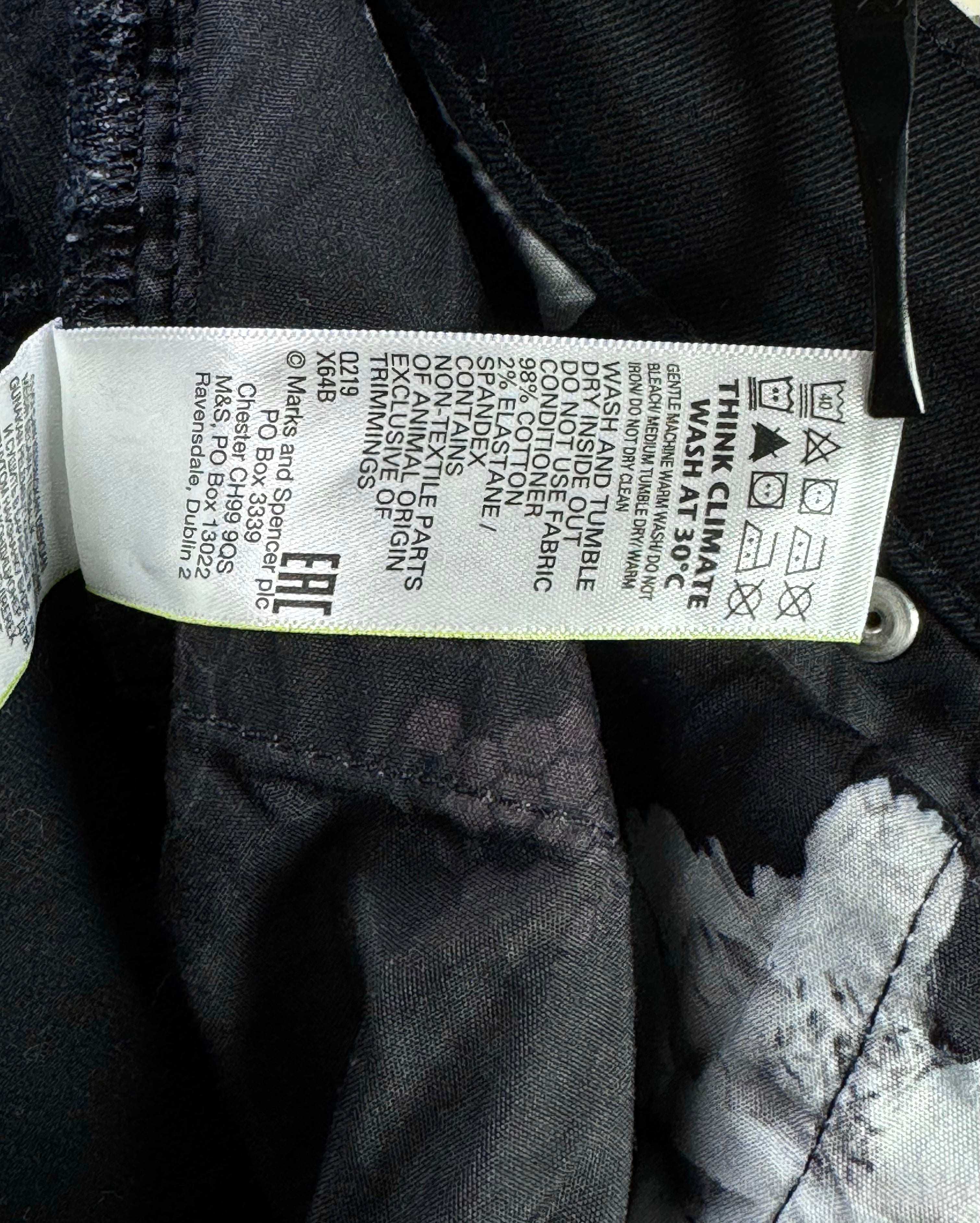 M&S® Waist: 30" | Black | Slim Fit Denim Pants | Cotton - Elastane | 2720 - Genuine Maal