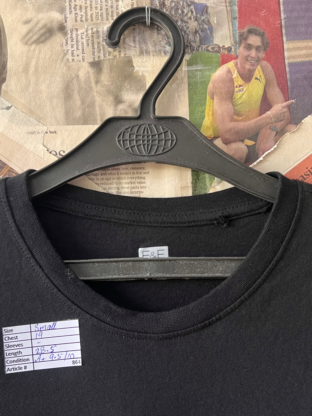 F&F® Small | Chest: 19" | Black | T-Shirt | 864 - Genuine Maal