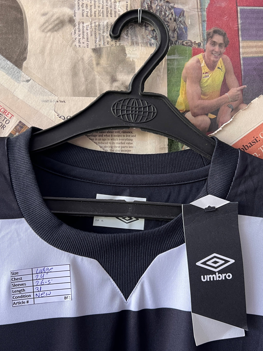 Umbro® Large | Chest: 24" | Sweat Shirt | 861 - Genuine Maal