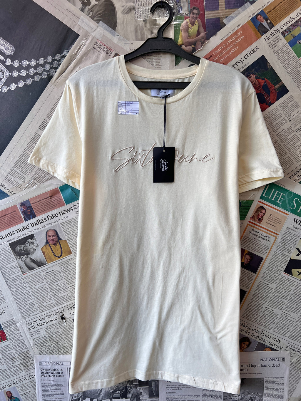 Sixth June Paris® Small | Chest: 20" | Parmesan | T-Shirt | 857 - Genuine Maal