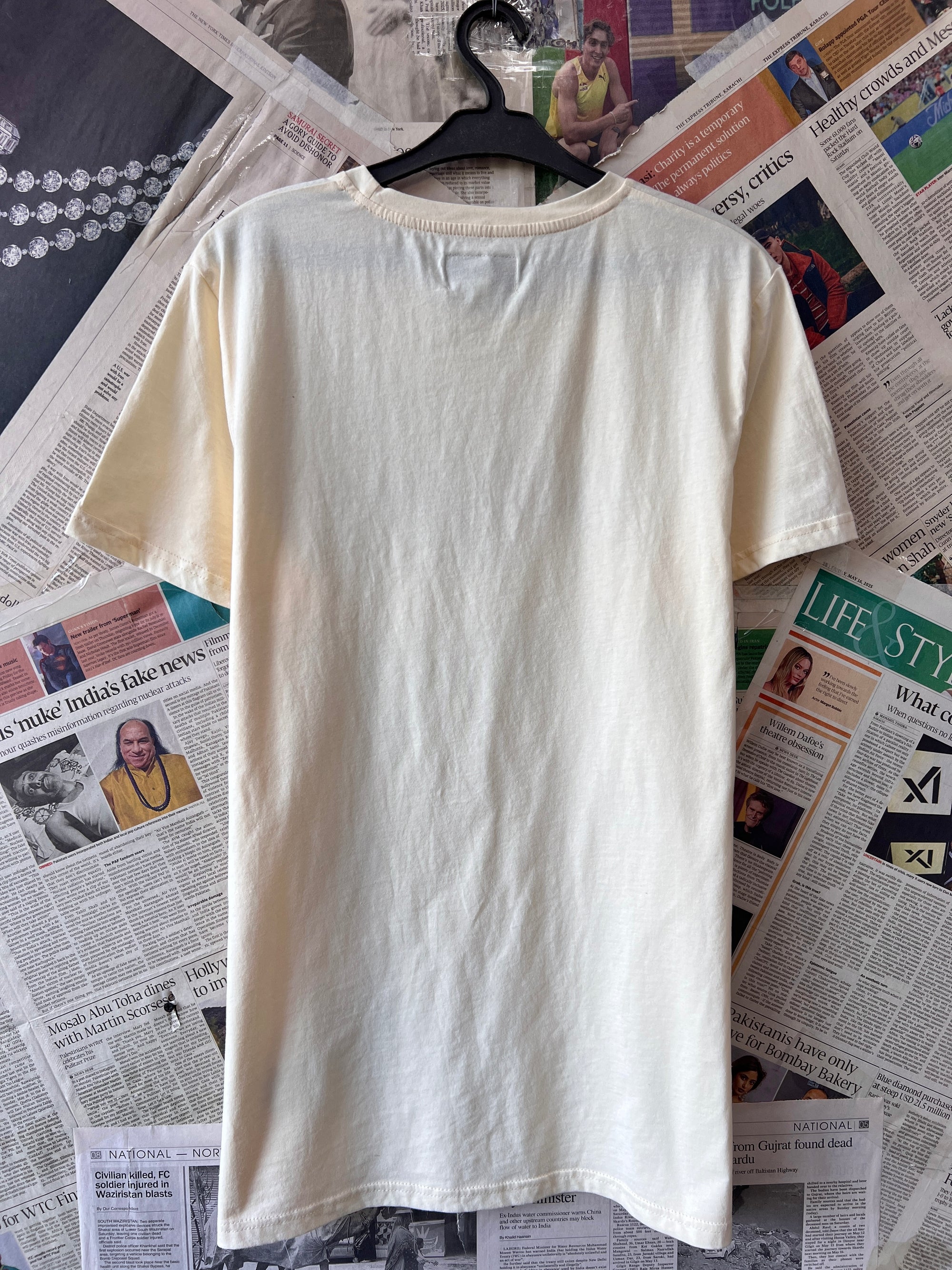 Sixth June Paris® Small | Chest: 20" | Parmesan | T-Shirt | 857 - Genuine Maal