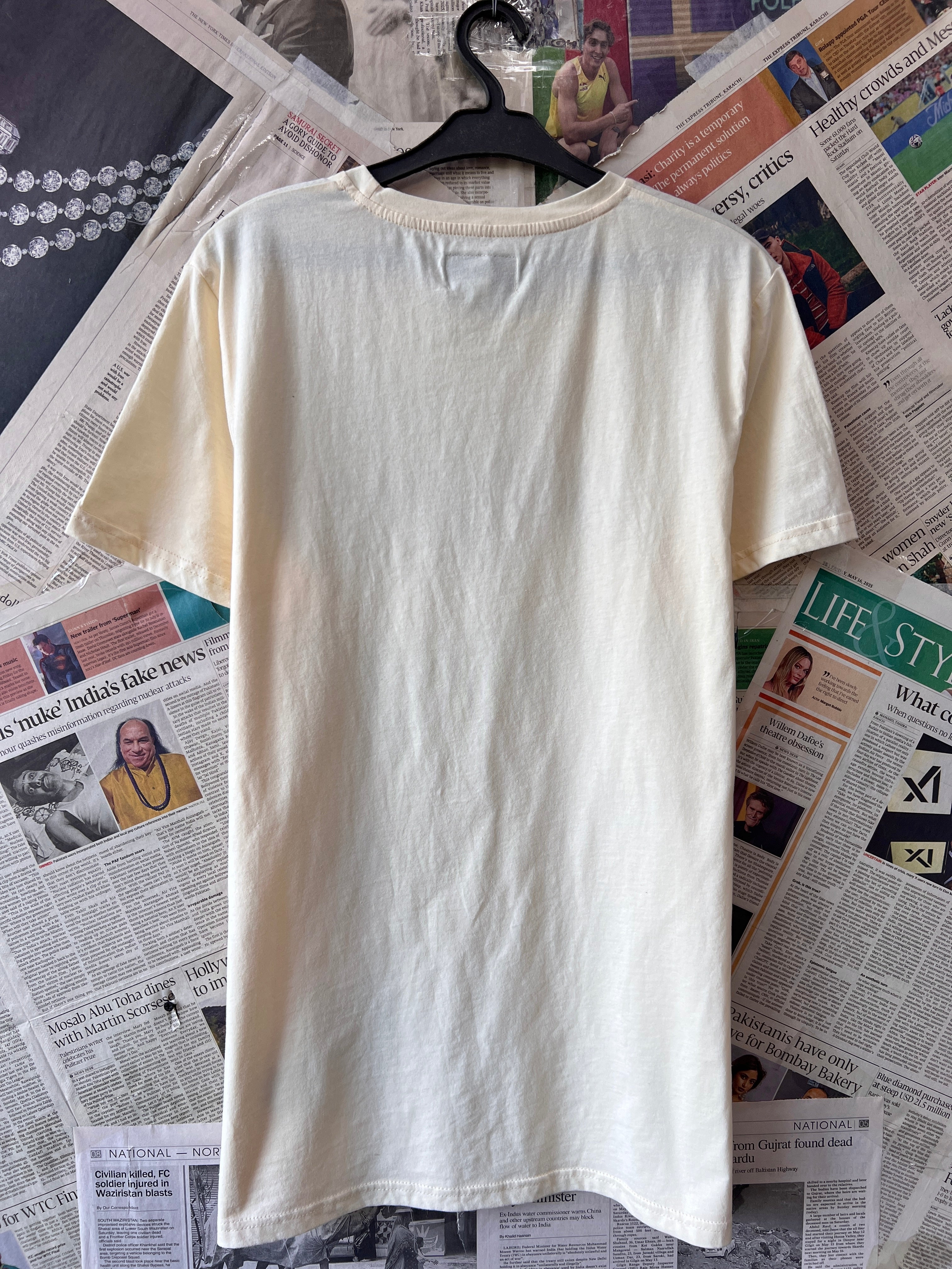 Sixth June Paris® Small | Chest: 20" | Parmesan | T-Shirt | 857 - Genuine Maal