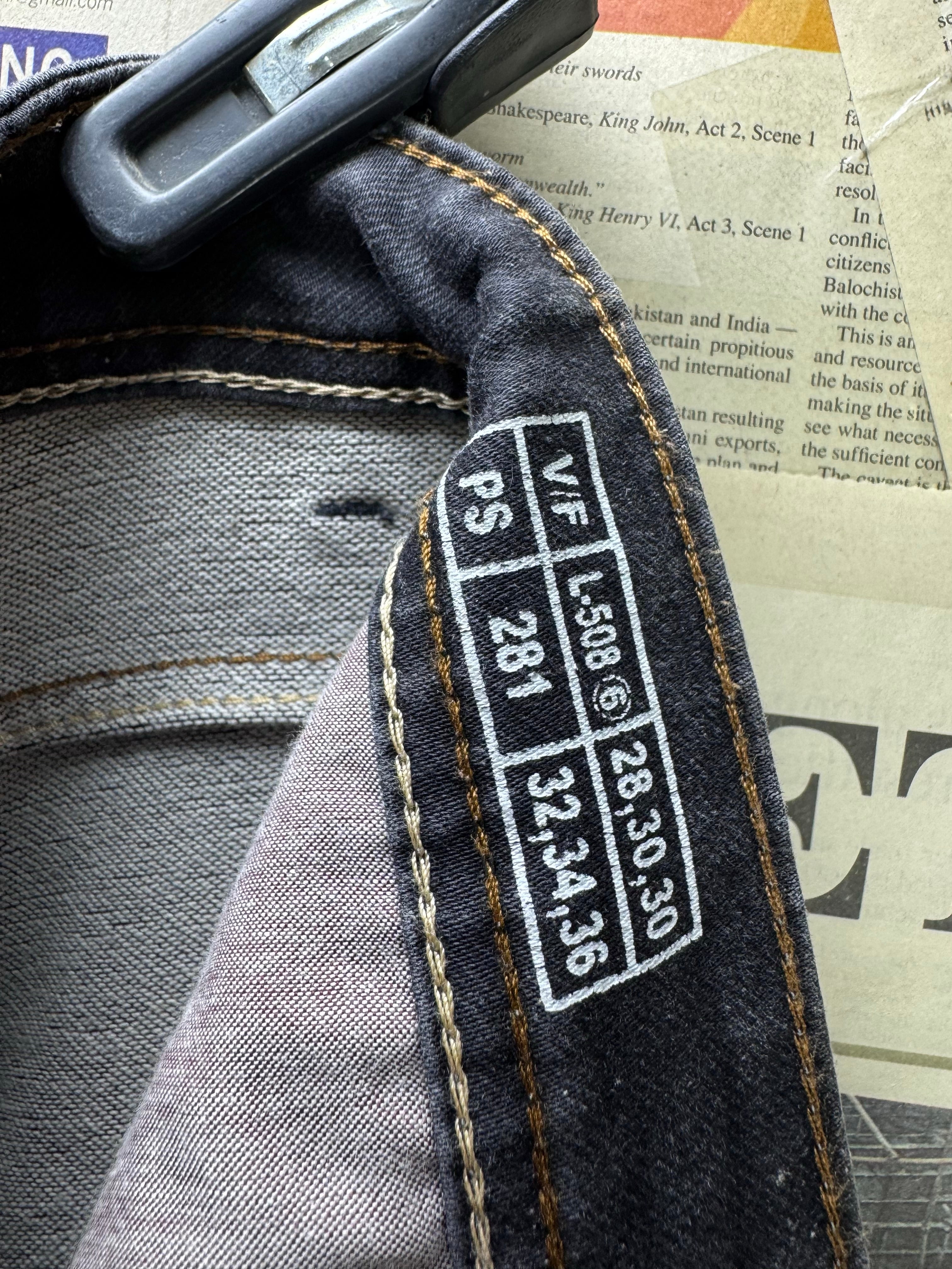 Calvin Klein® Waist: 30" | Black | Denim Pants | 2498 - Genuine Maal