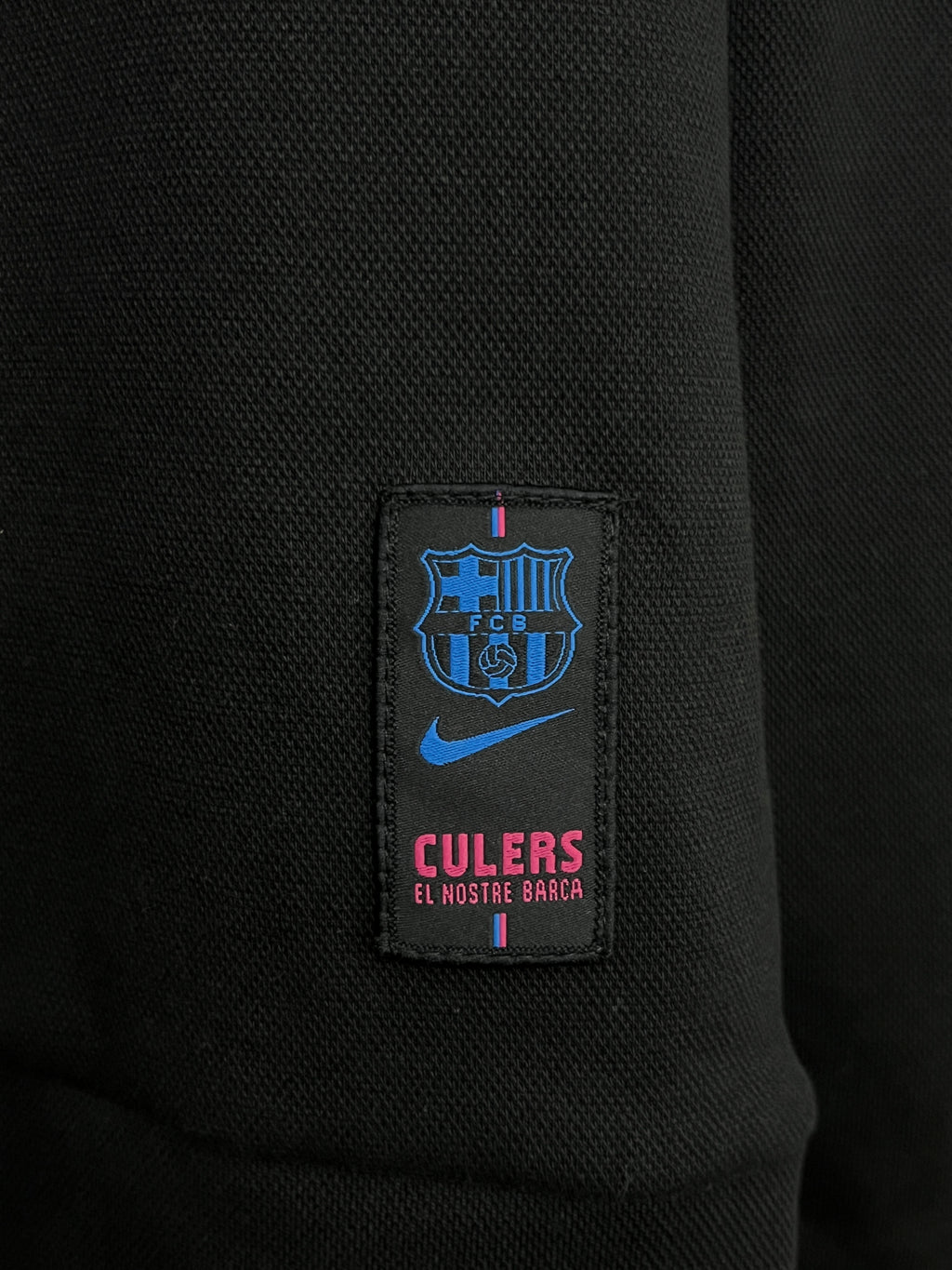 N*ke® Small | Chest: 19.5" | Black | Sweat Shirt | 849 - Genuine Maal