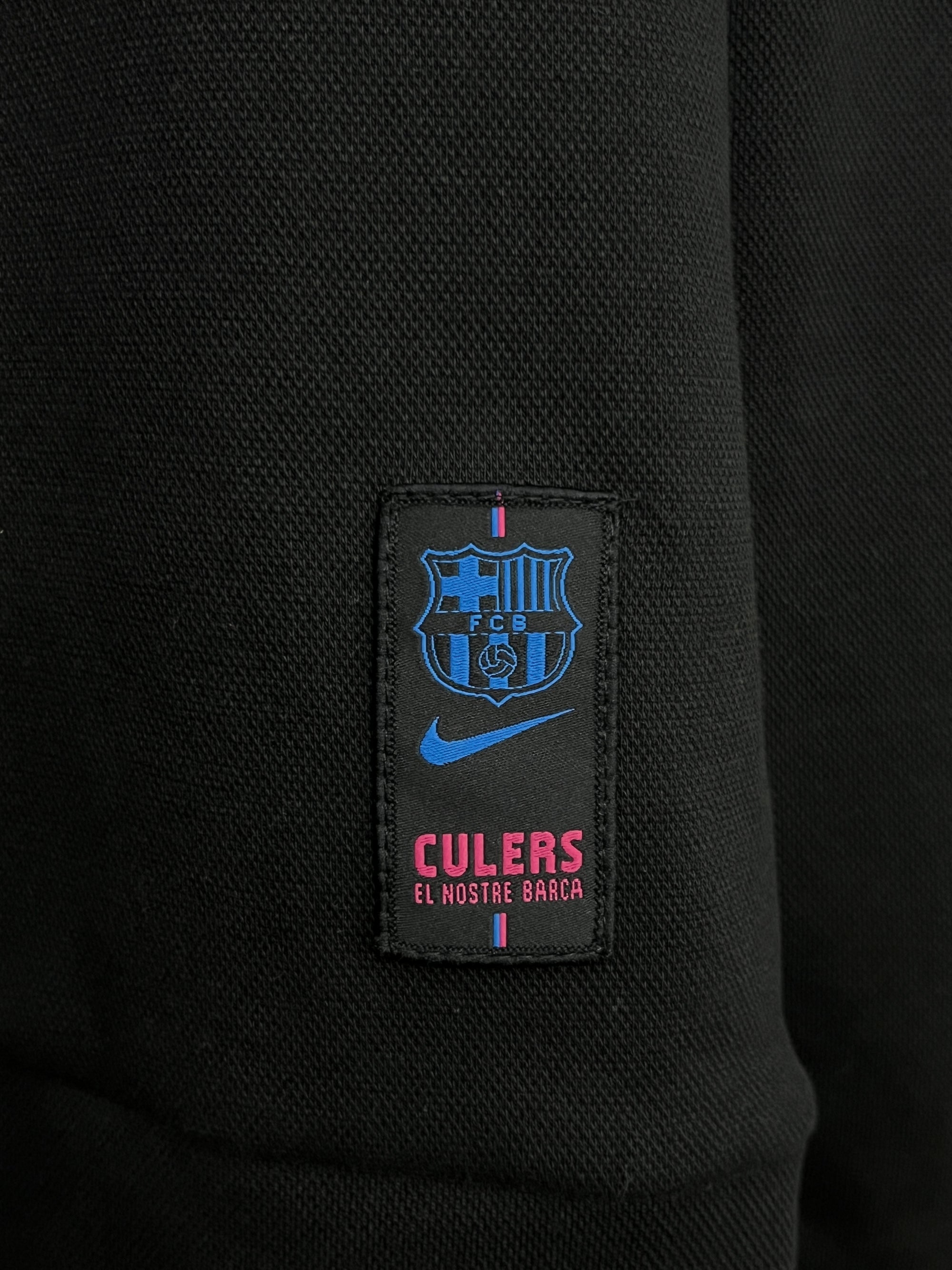 N*ke® Small | Chest: 19.5" | Black | Sweat Shirt | 849 - Genuine Maal