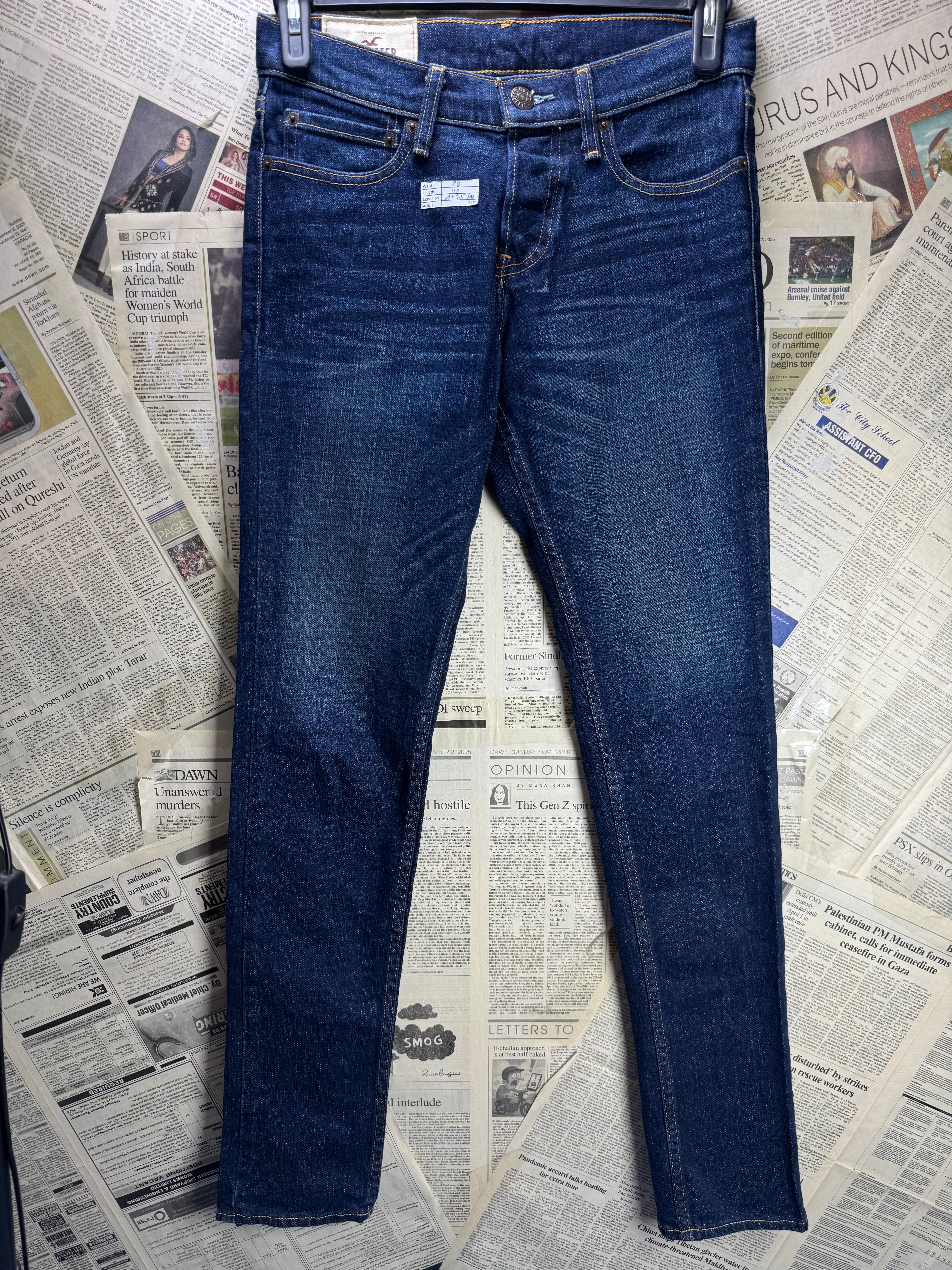 Holister® Waist: 28" | Blue | Super Skinny Denim Pants | Cotton - Elastane | 2455 - Genuine Maal