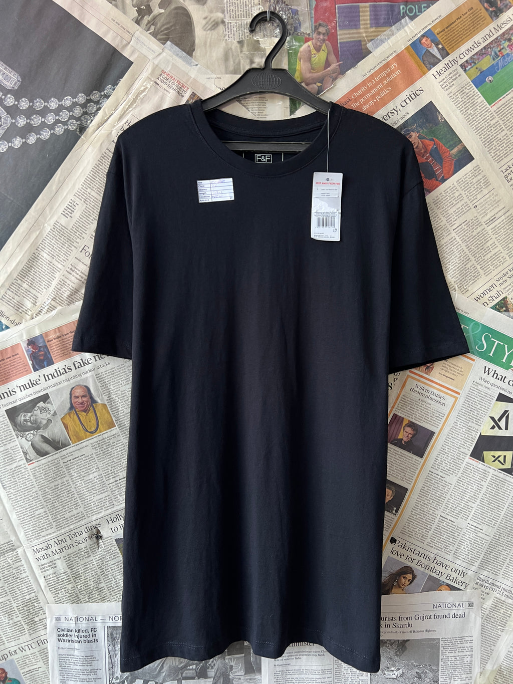 F&F® Medium | Chest: 22 | Black | T-Shirt | 851 - Genuine Maal