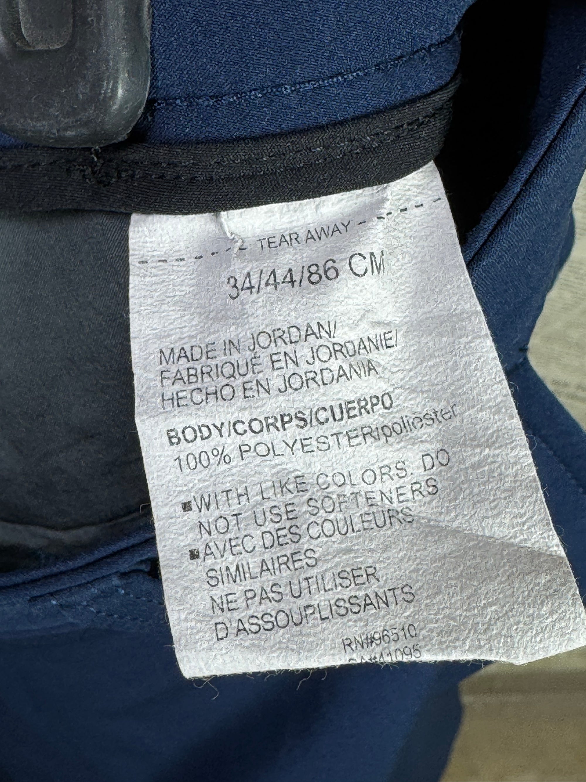 Under Armo*r® Waist: 34" | Navy Blue | Golf Shorts | Poly | 1270 - Genuine Maal