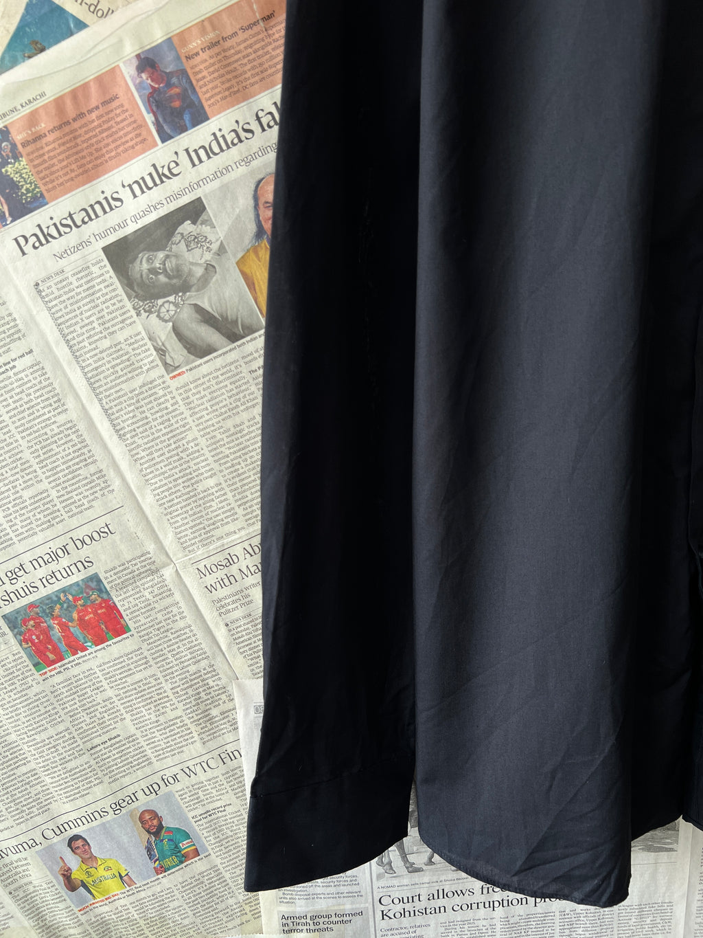 Taylor & Wright® L/XL | Chest: 24.5" | Black | Shirt | 611 - Genuine Maal