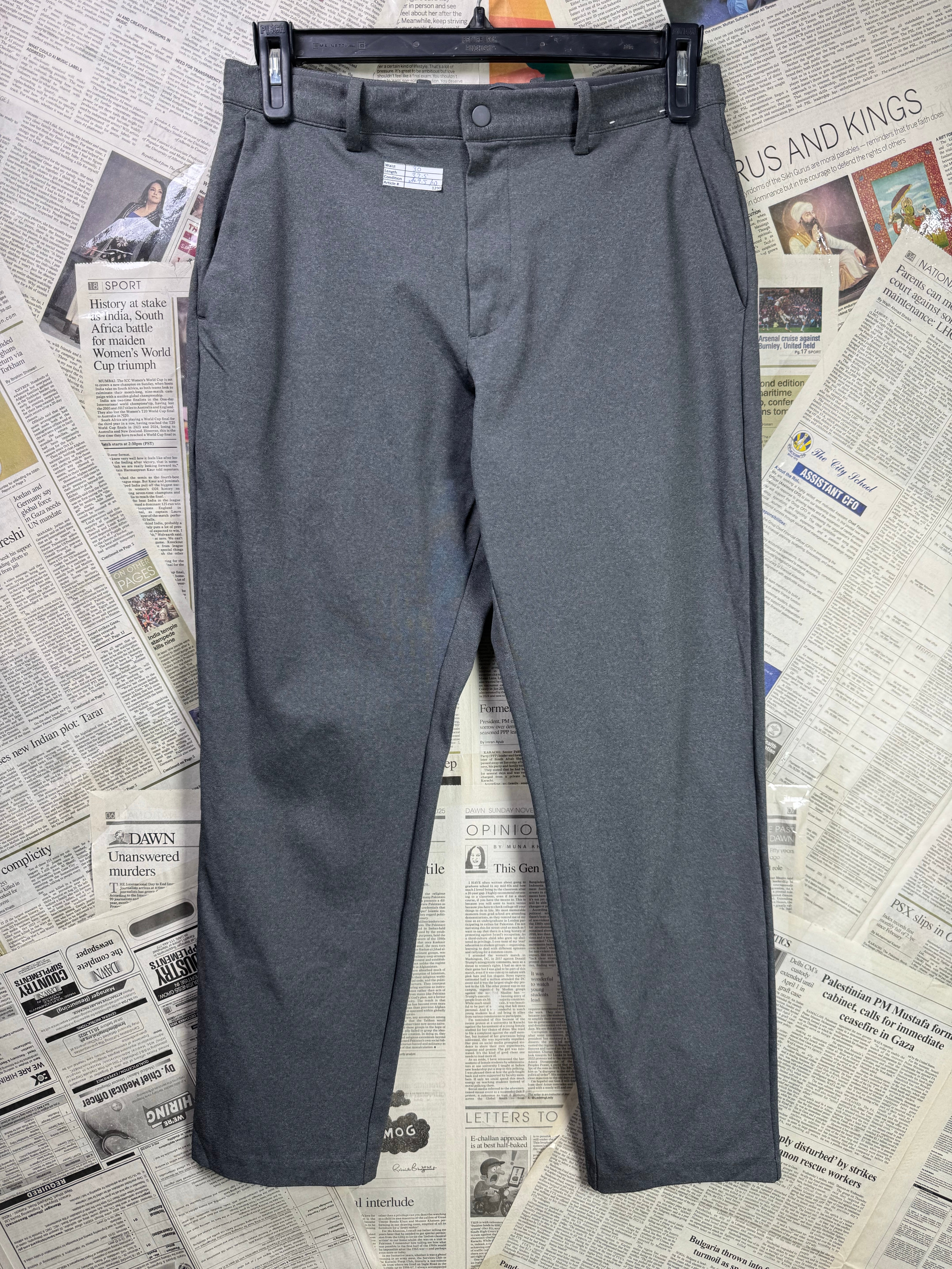 Uniqlo® Waist: 30" | Asphalt | Golf Pants | Elastane - Poly | 1290 - Genuine Maal