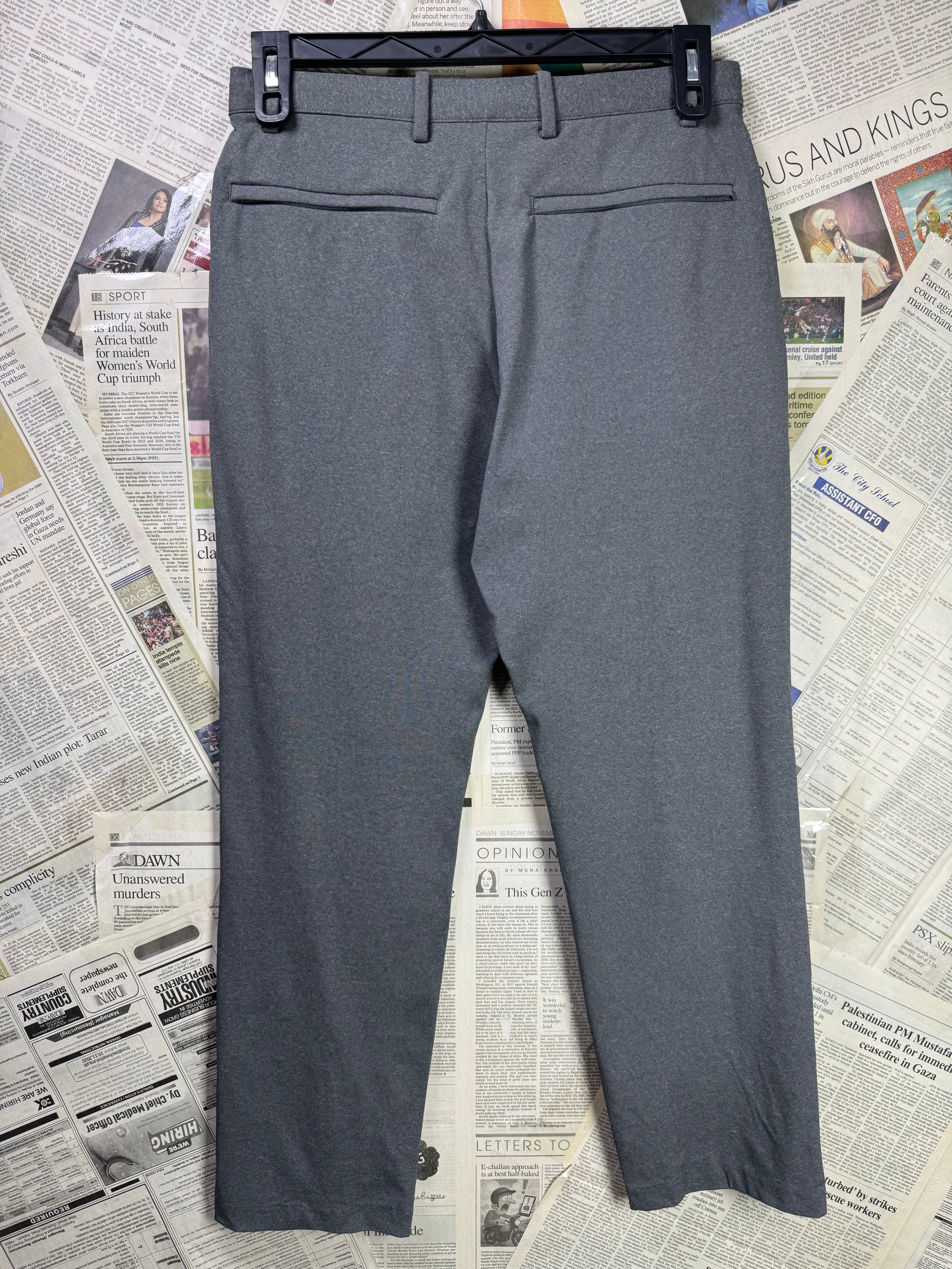 Uniqlo® Waist: 30" | Asphalt | Golf Pants | Elastane - Poly | 1290 - Genuine Maal