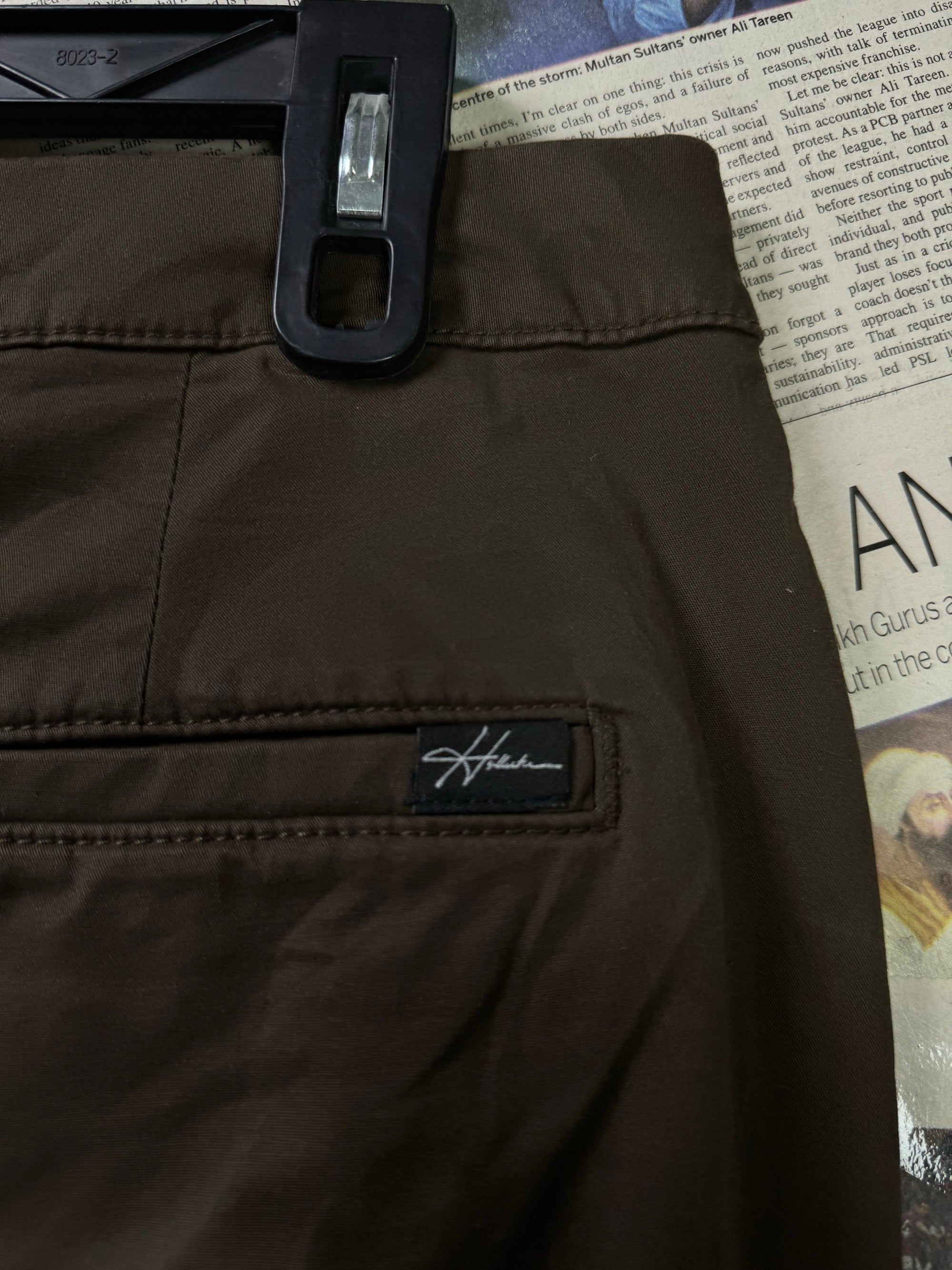 H*llister® Waist: 34" to 36" | Dark Brown | Chino Pants | Cotton - Elastane | 1296 - Genuine Maal