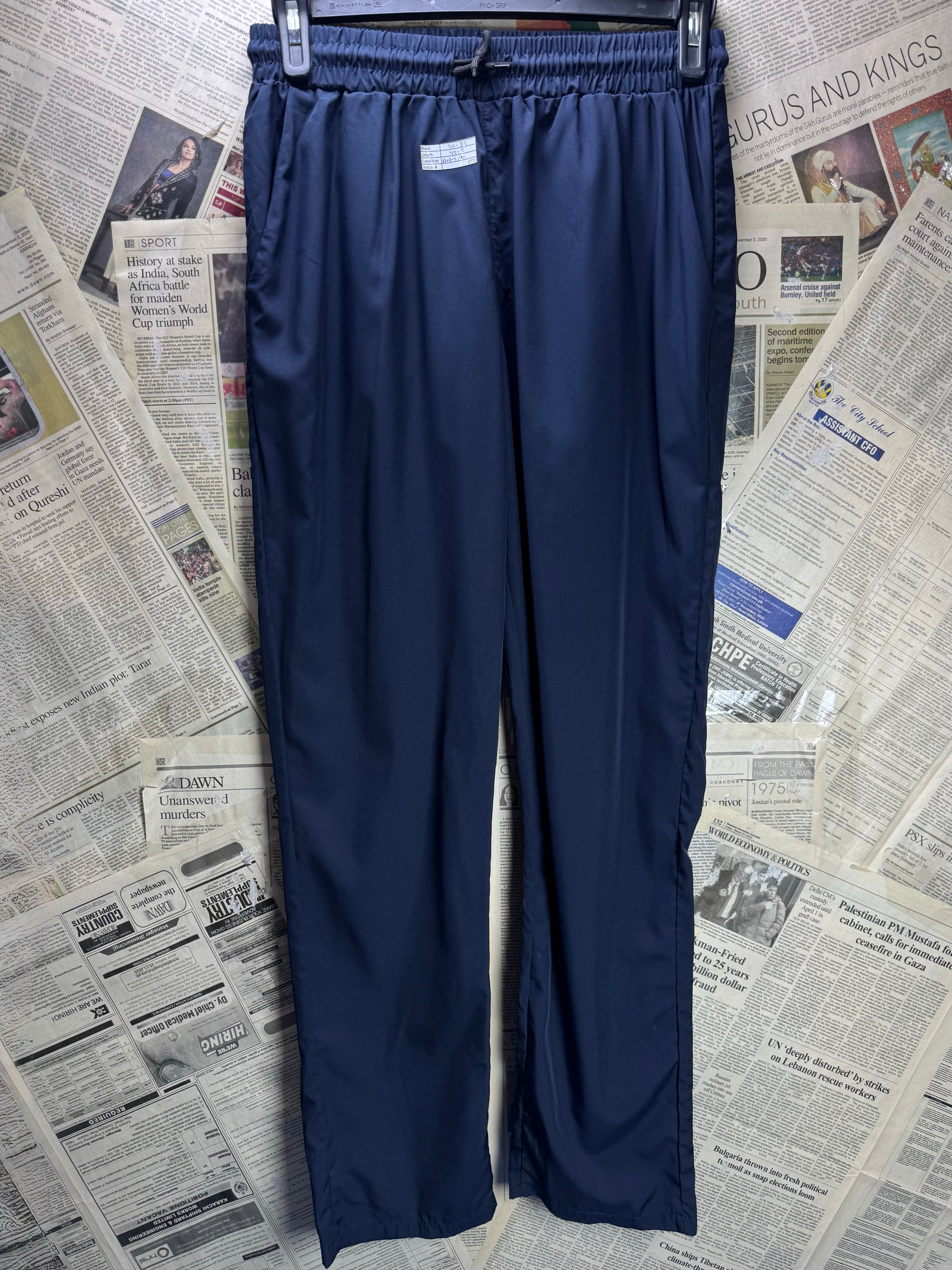 ® Waist: 30" to 32" | Black | Gym Trousers | Poly - Elastane | 2772 - Genuine Maal