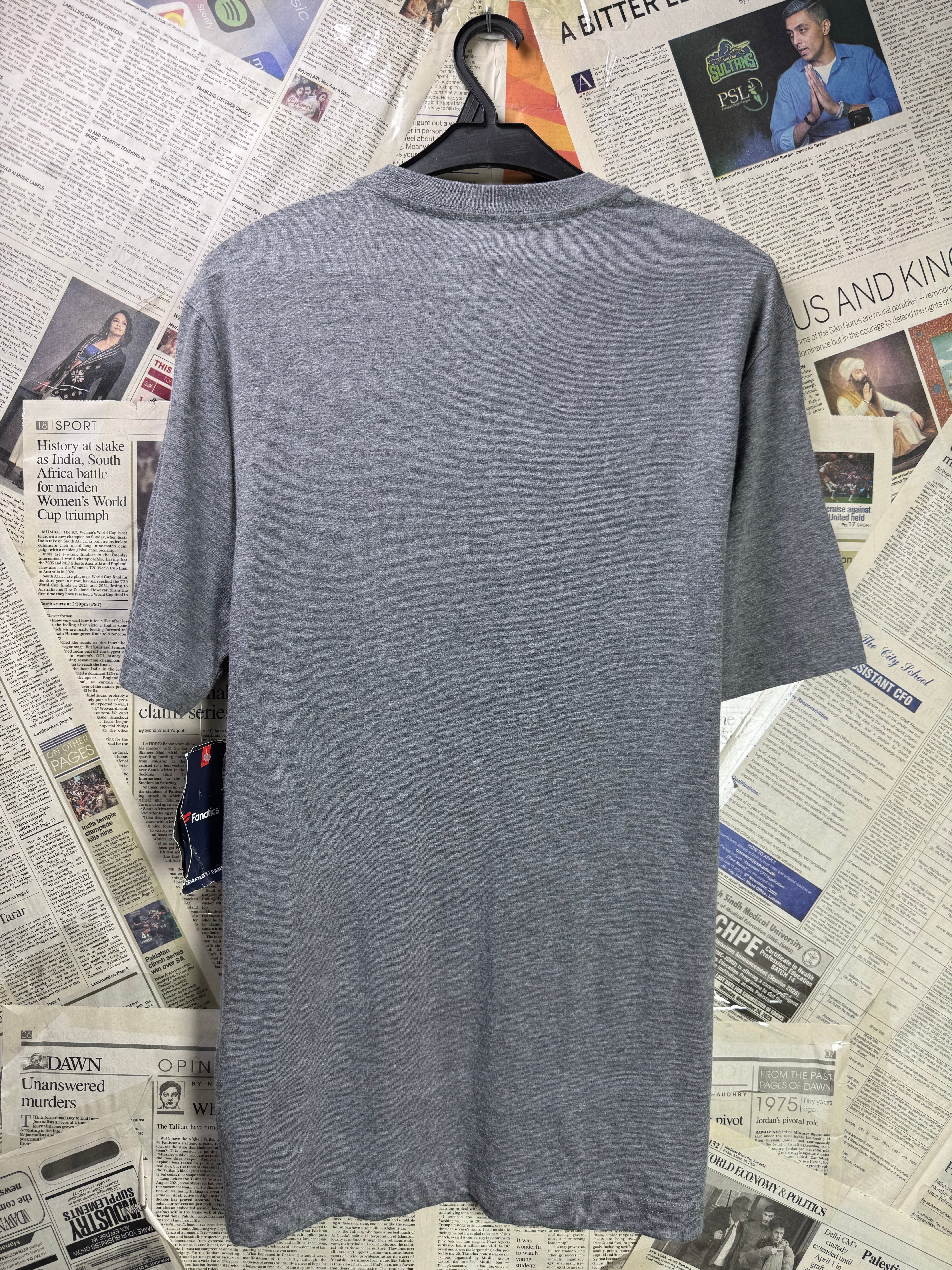 Fanatics® Small | Chest: 19.5" | Grey | T-Shirt | Poly - Cotton - Rayon | 3699 - Genuine Maal