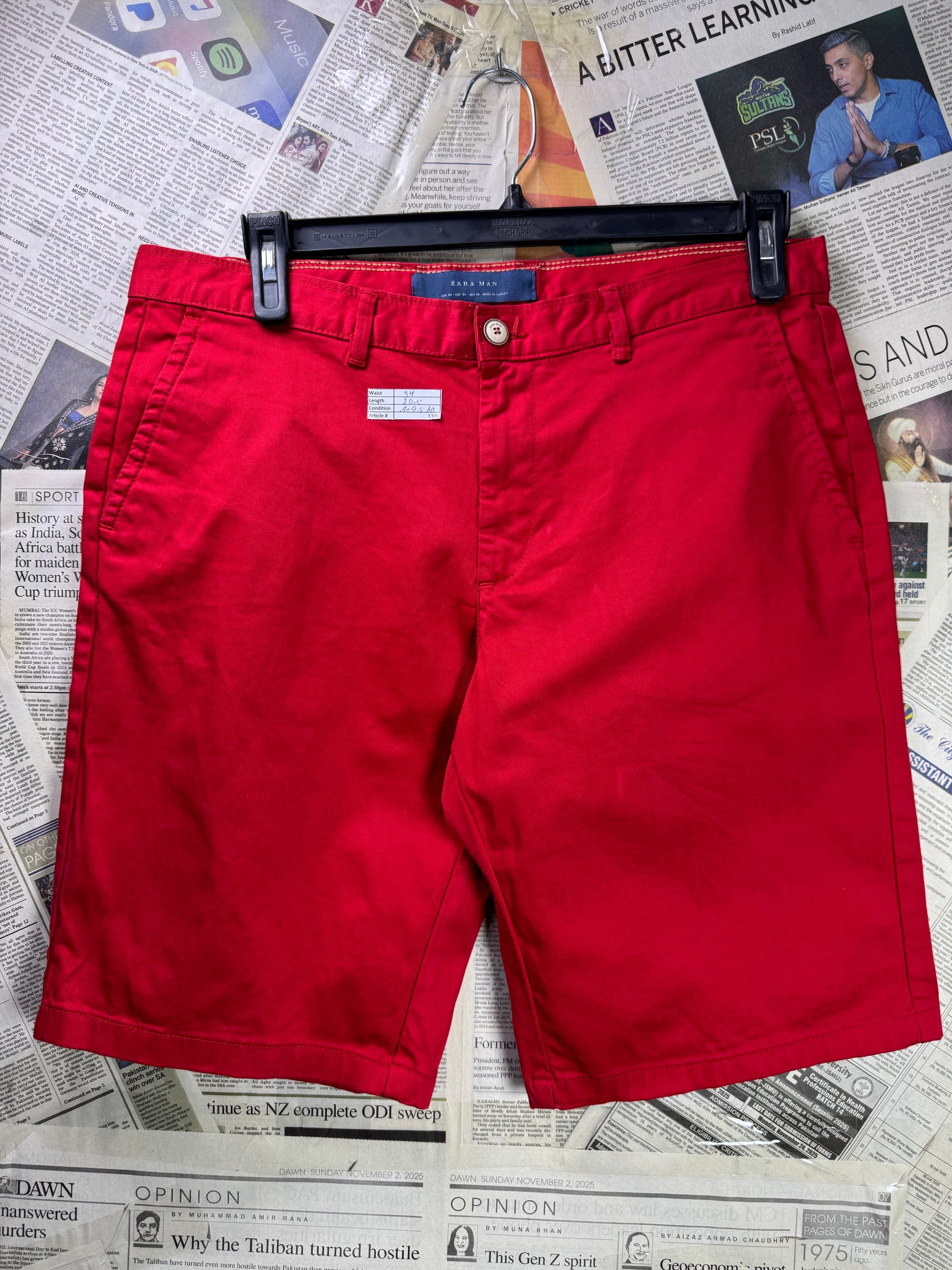 Zara® Waist: 34" | Red | Shorts | Poly - Elastane | 1306 - Genuine Maal