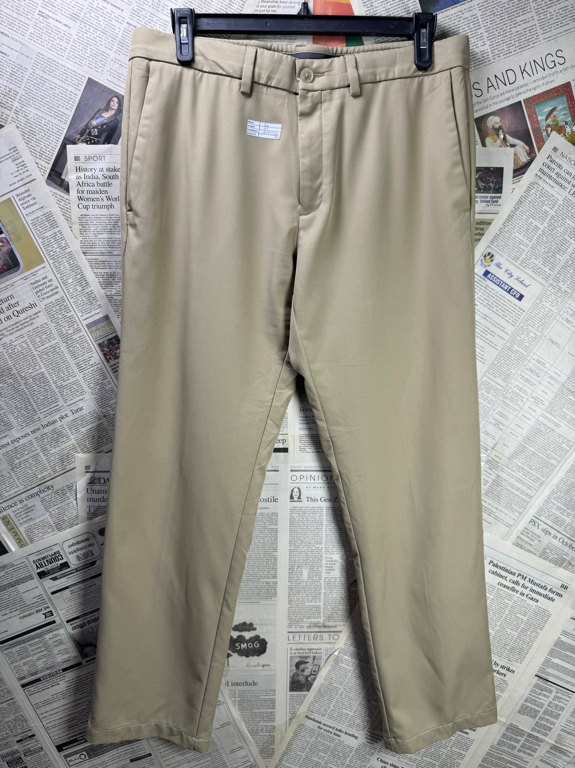 Haggar® Waist: 36" | Beige | Golf Pants | Poly | 1262 - Genuine Maal