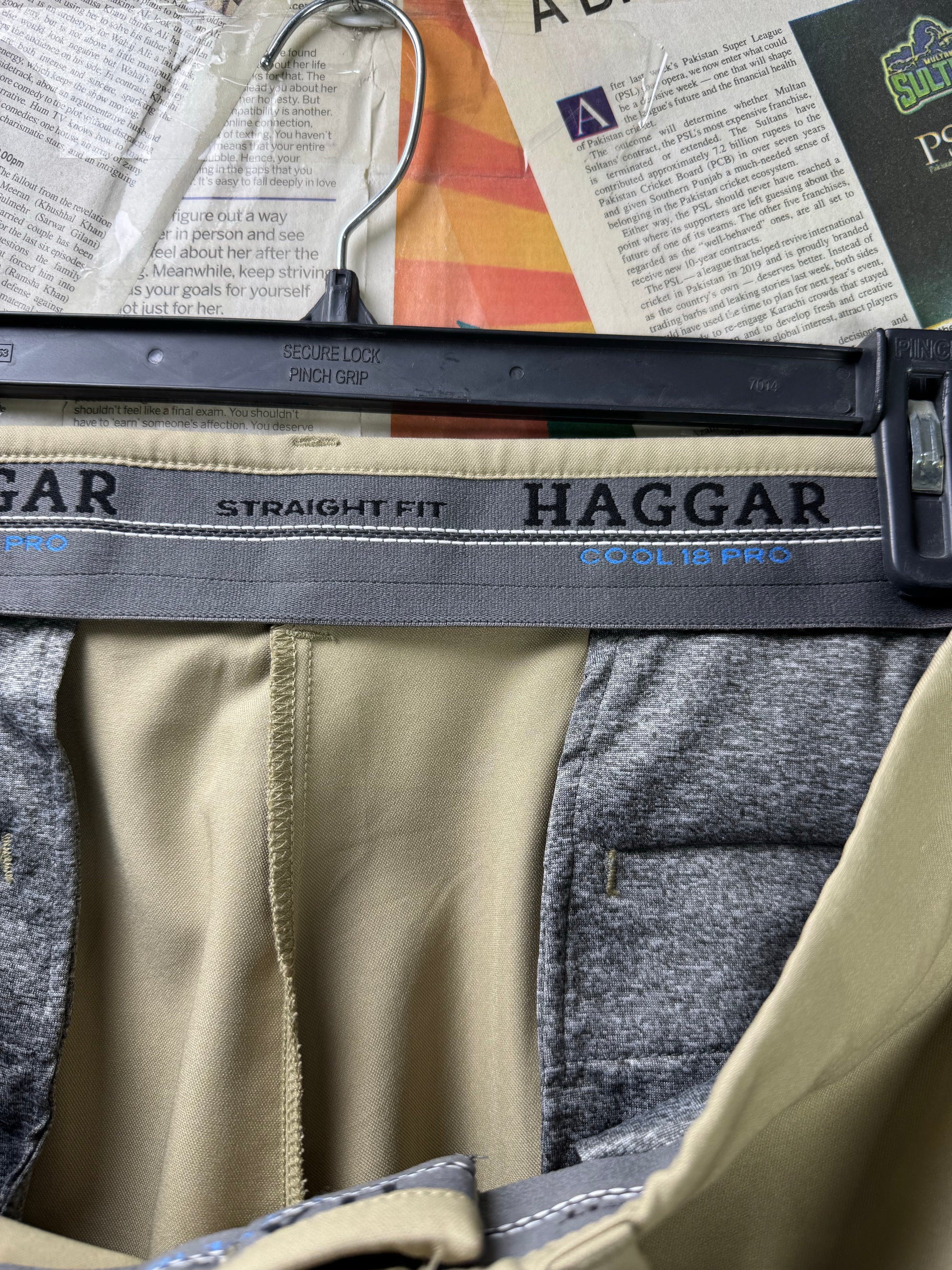 Haggar® Waist: 36" | Beige | Golf Pants | Poly | 1262 - Genuine Maal