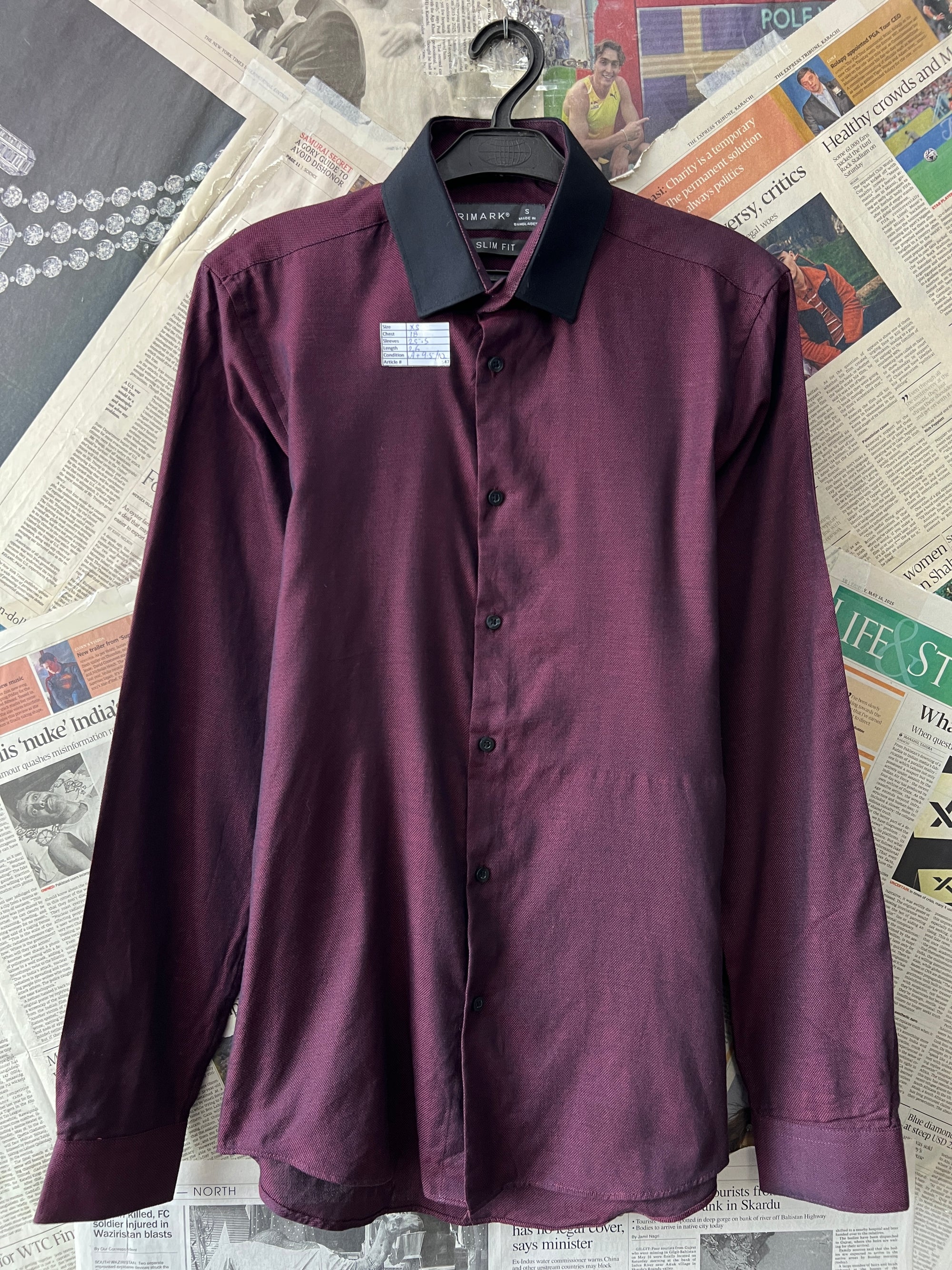 Adid*s® XS | Chest: 18" | Maroon | Shirt | 547 - Genuine Maal