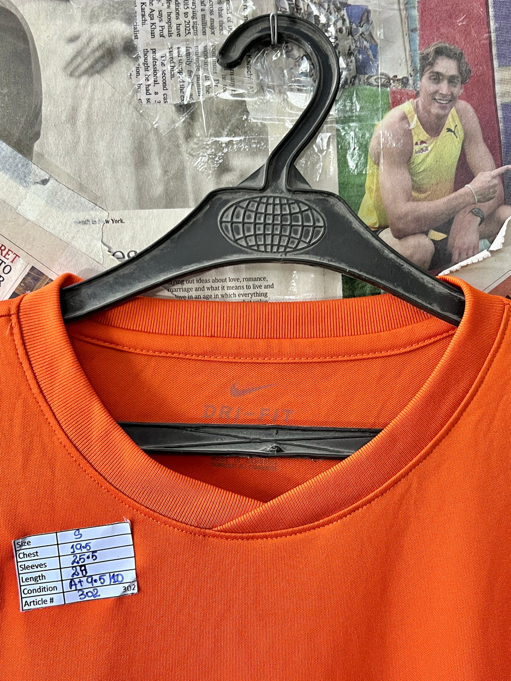 N*ke® Small | Chest: 19.5" | Orange | Shirt | 302 - Genuine Maal