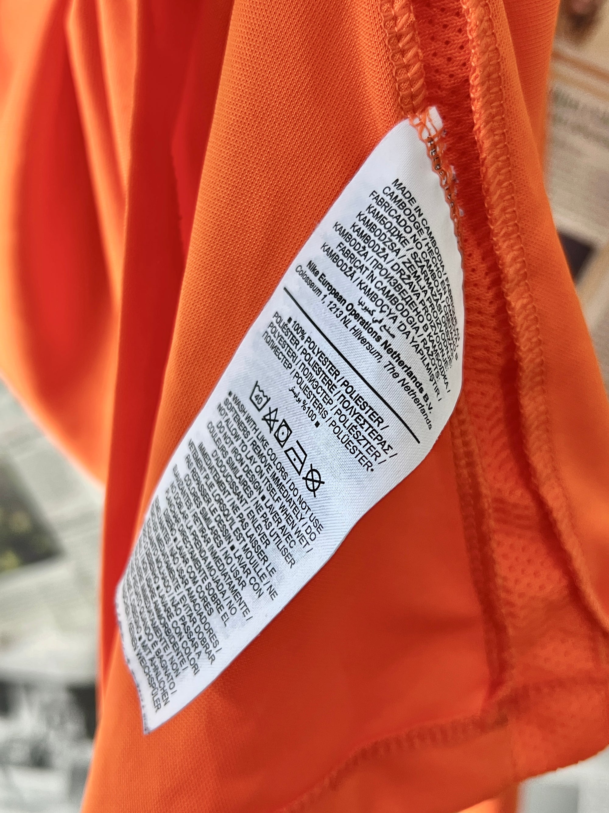 N*ke® Small | Chest: 19.5" | Orange | Shirt | 302 - Genuine Maal