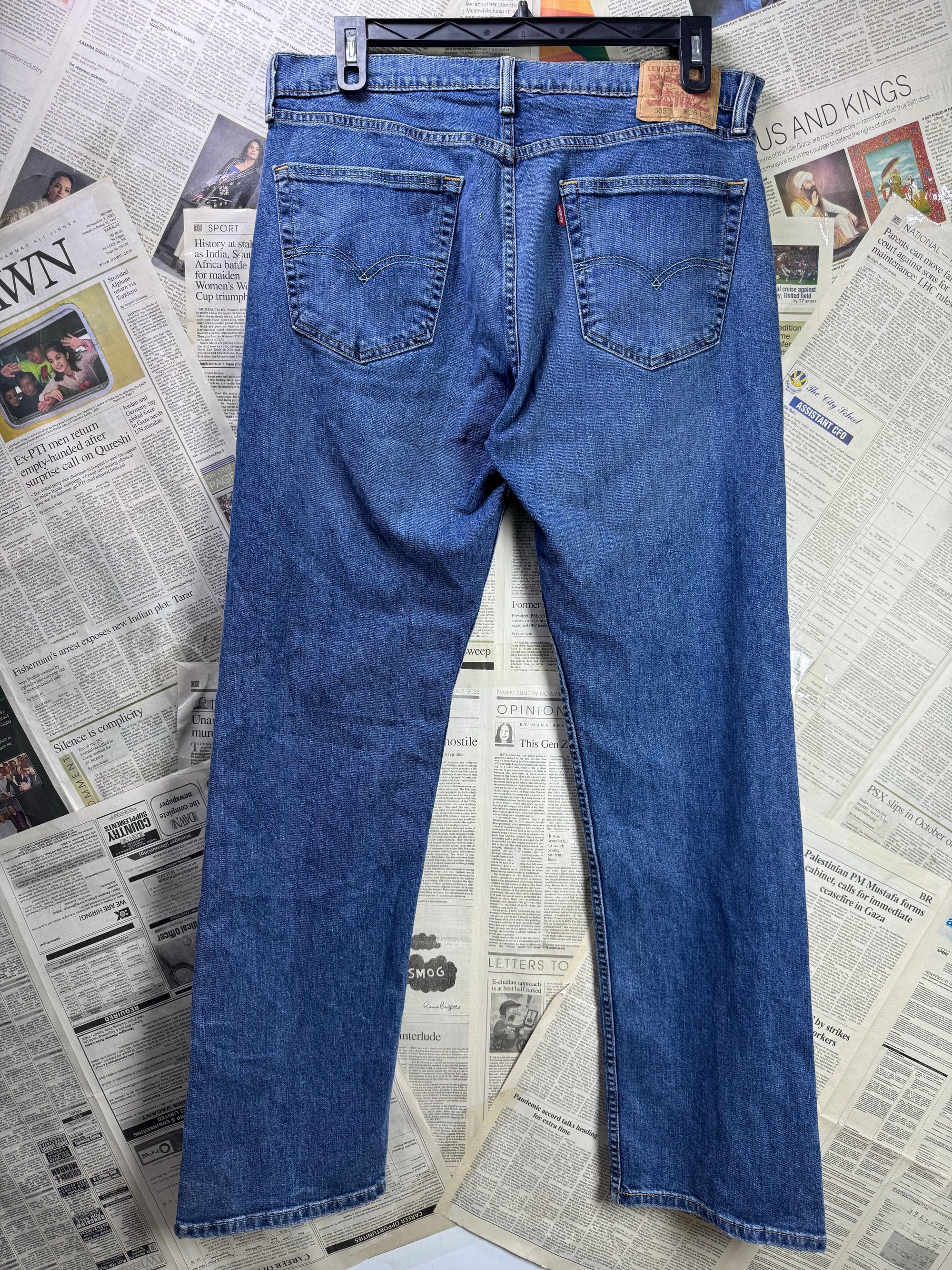 L*vi's® Waist: 36" | Blue | Straight Fit 505 Denim Pants | Cotton - Elastane | 1316 - Genuine Maal