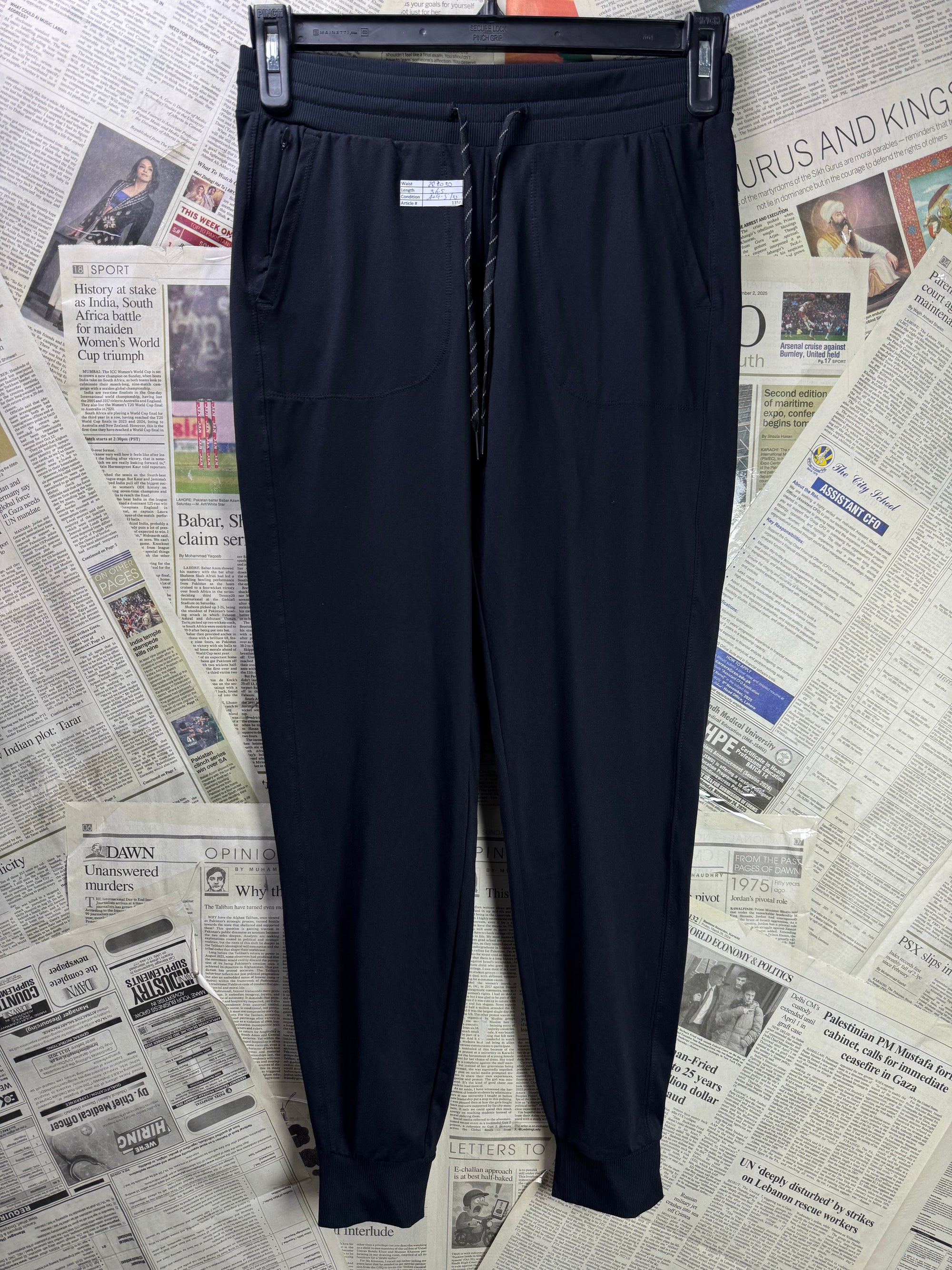 Zella® Waist: 28" to 30" | Black | Gym Trousers | 1350 - Genuine Maal