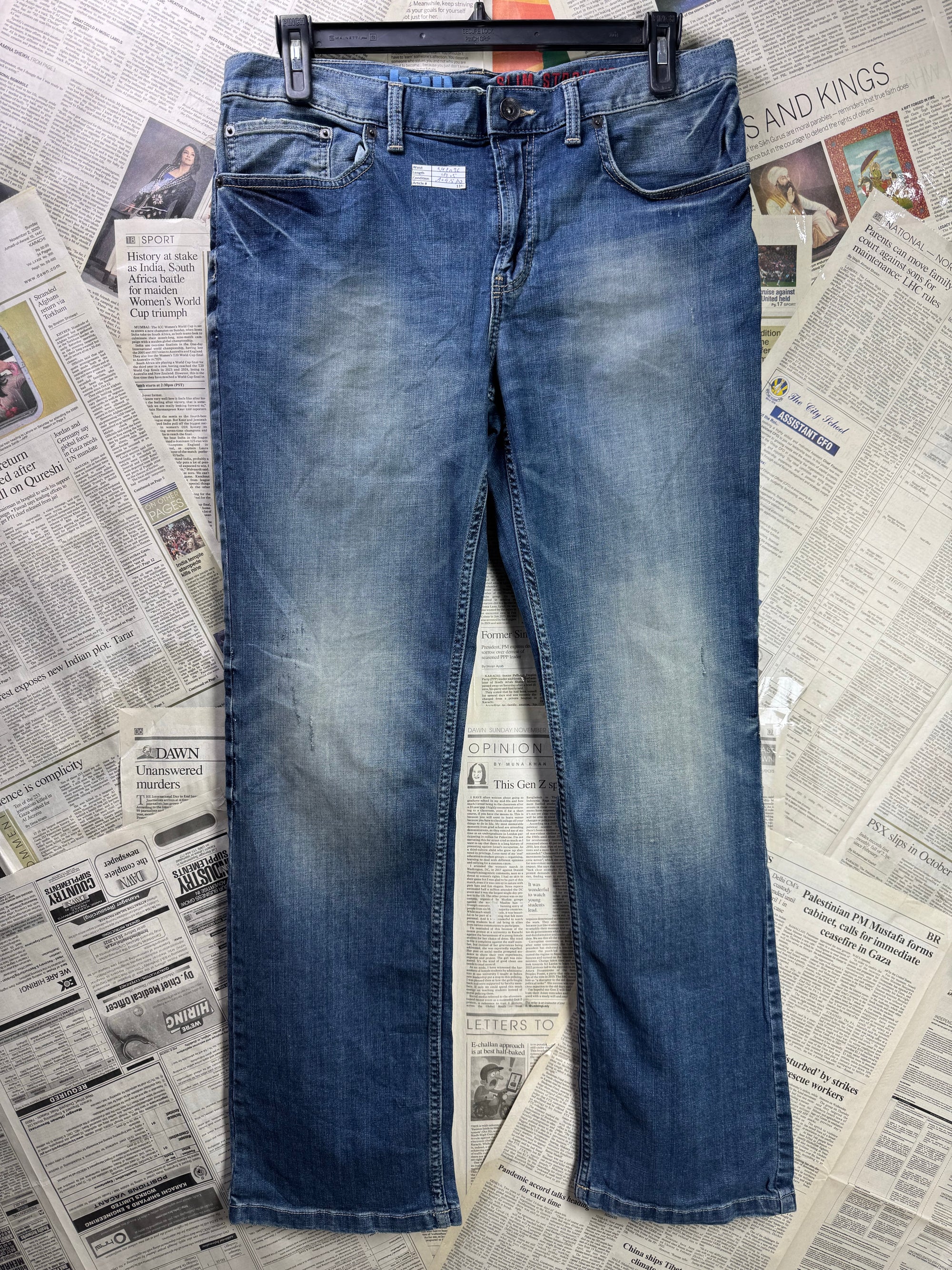 Urban Pipeline® Waist: 34" to 36" | Blue | Slim Straight Fit Denim Pants | Cotton - Spandex | 1330 - Genuine Maal